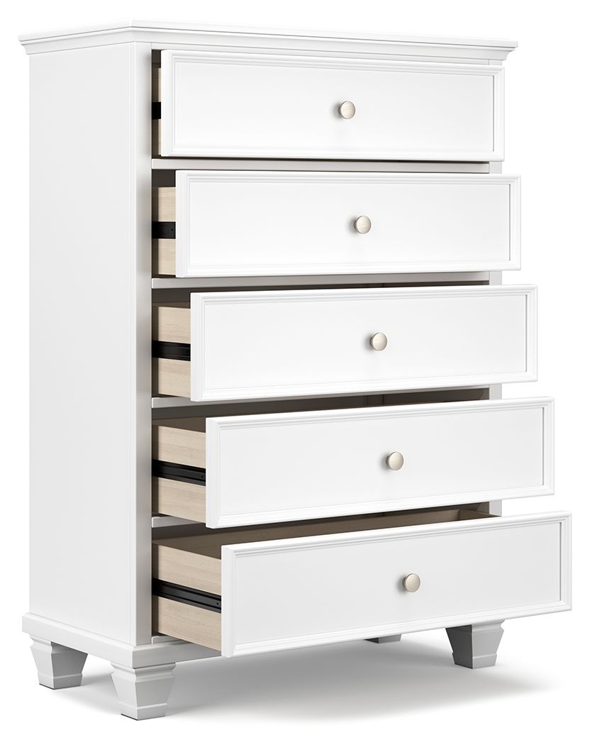 Signature Design by Ashley® Fortman - White - Five Drawer Chest | Meri Furniture