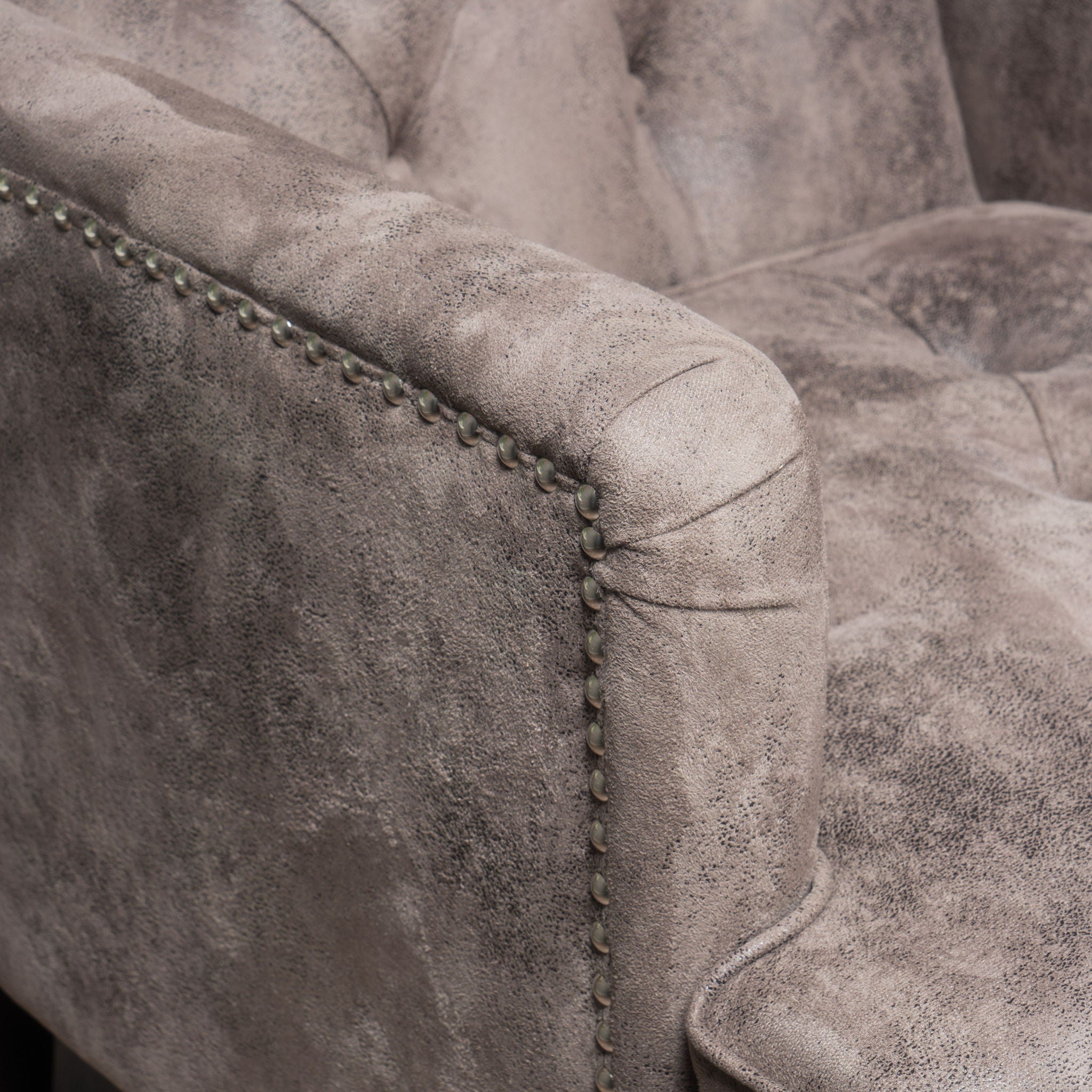 Vitality - Club Chair With Button Tufted Diamond Stitching And Turned Legs