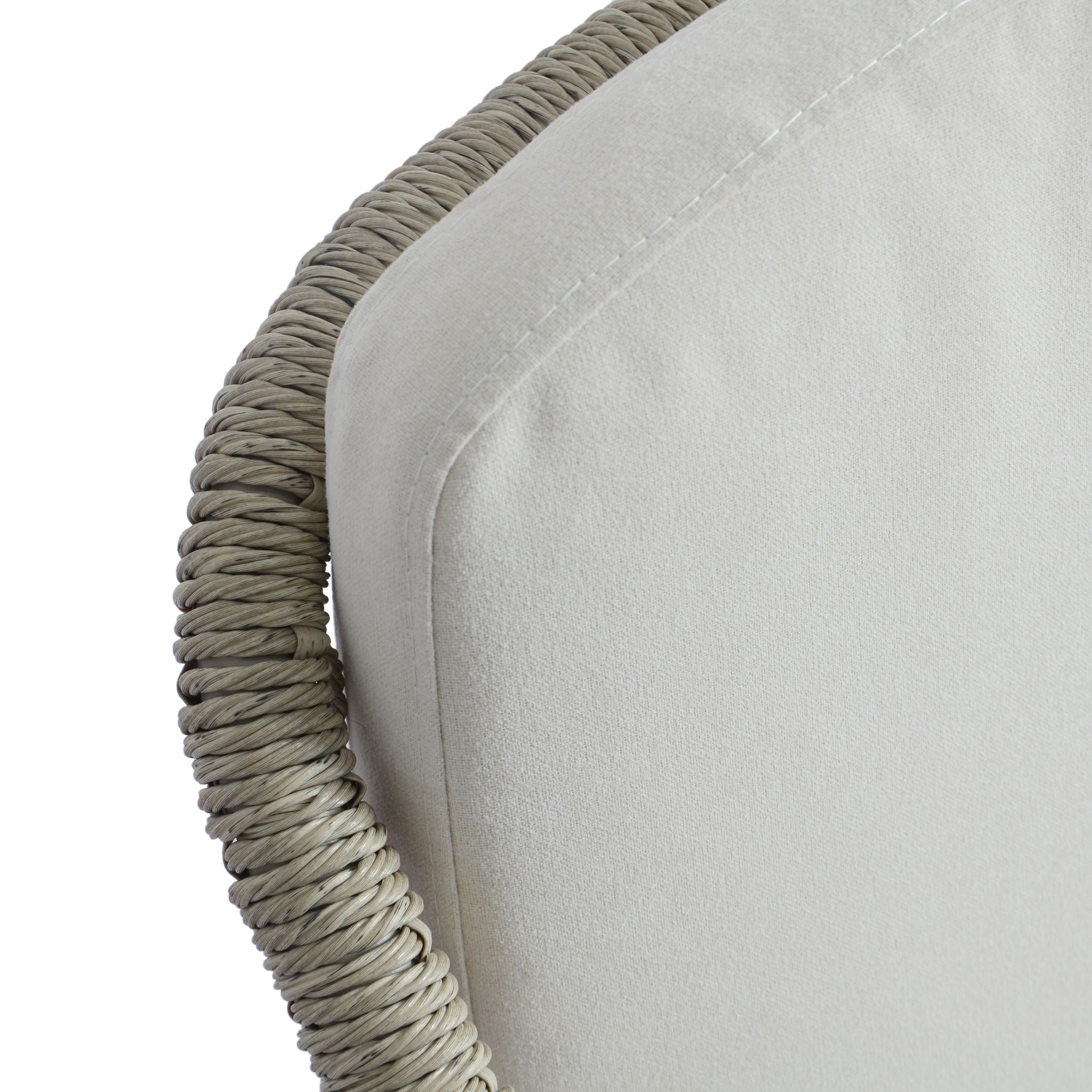 Modern Outdoor Dining Set With Expandable Acacia Wood Table