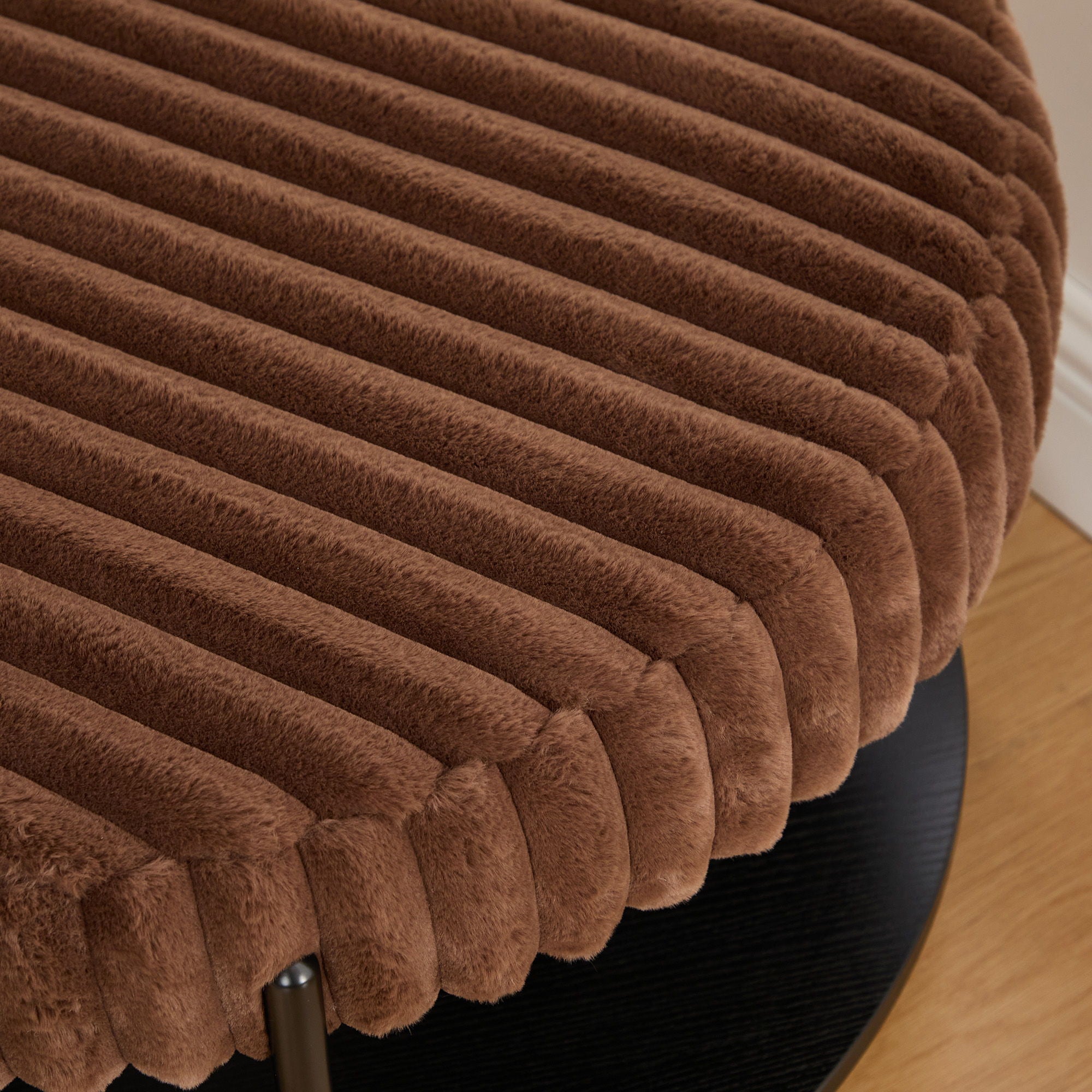 Modern Upholstered Round Ottoman Coffee Table With Storage Shelf