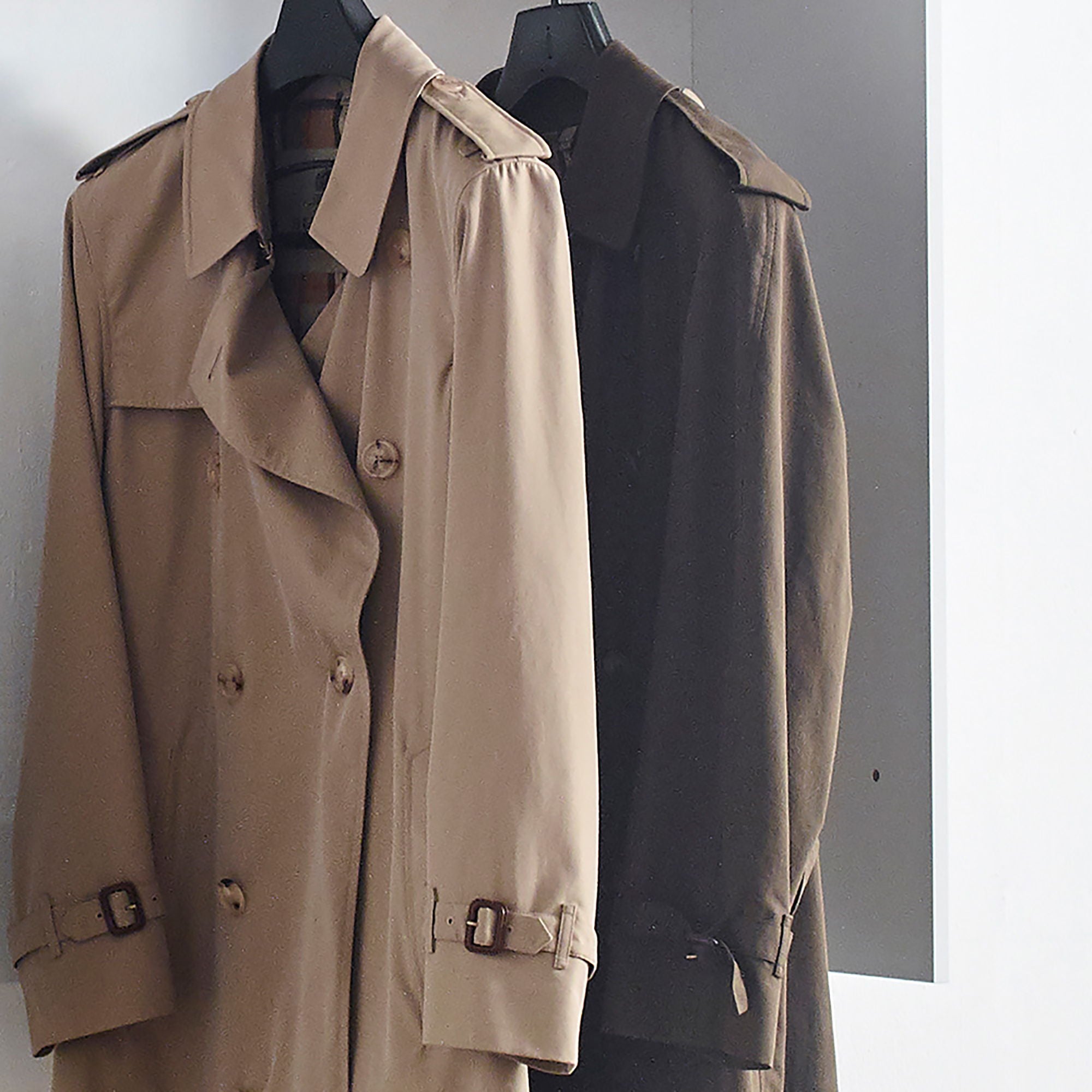 Devi - Wall Mounted Wood Closet System