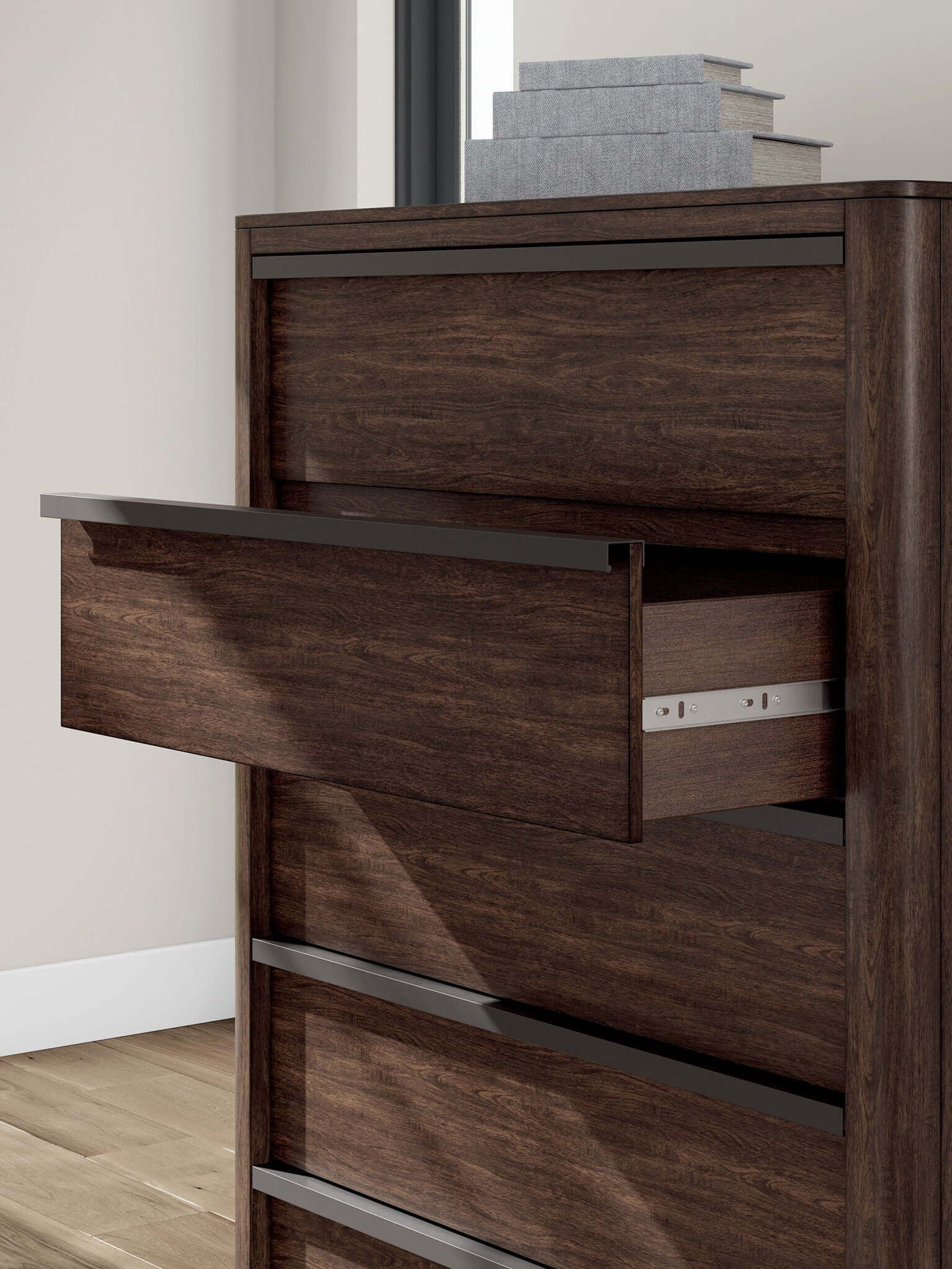 Dilenno - Five Drawer Chest - Dark Brown