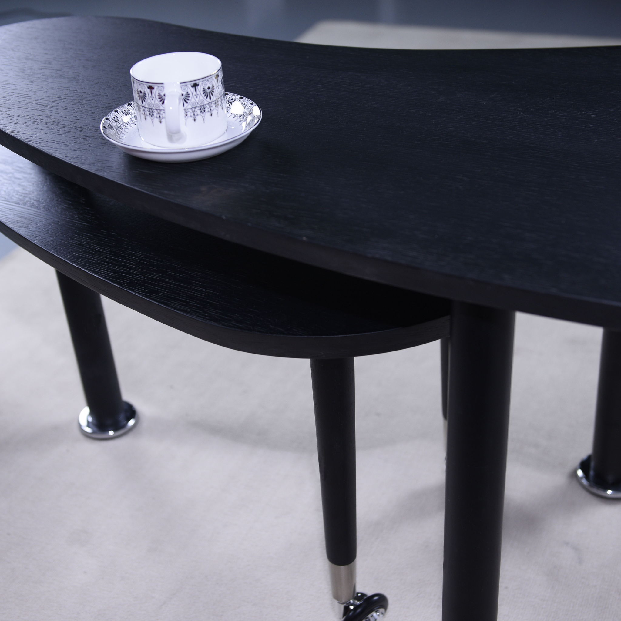 Rotatable Cocktail Table With Solid Legs, 360 Degree Rotating