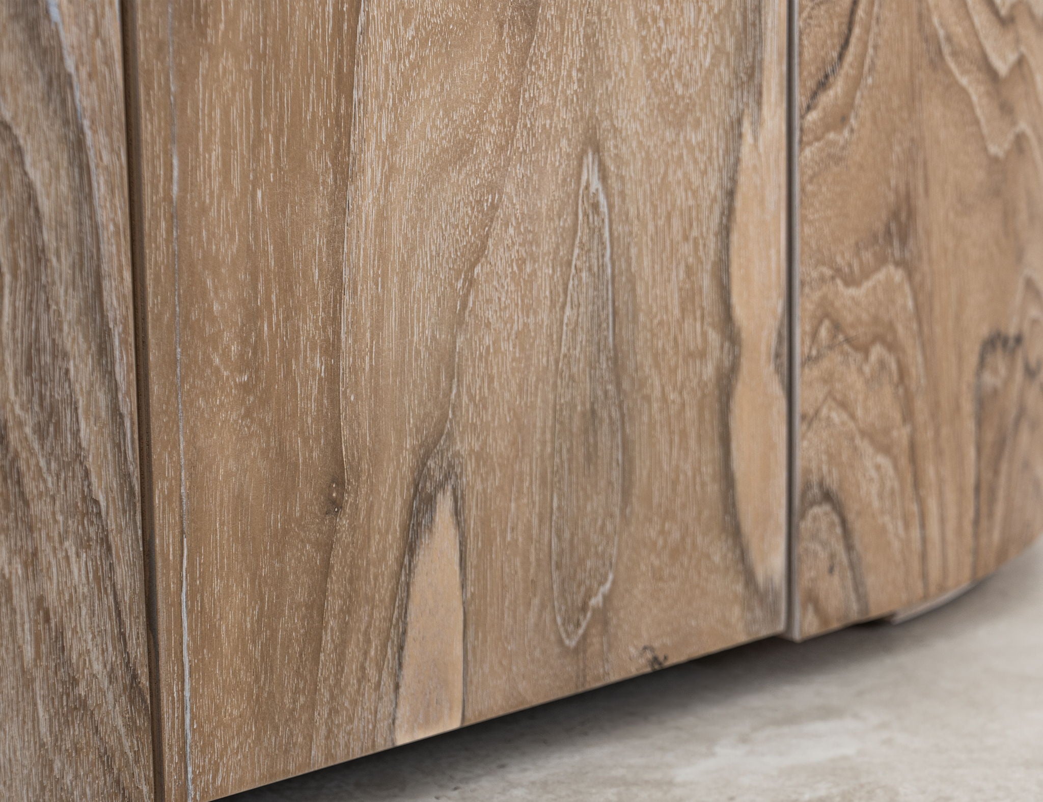 Balam - 4 Doors Console - Ivory White