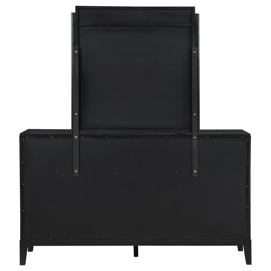 Brookmead - 8-Drawer Dresser