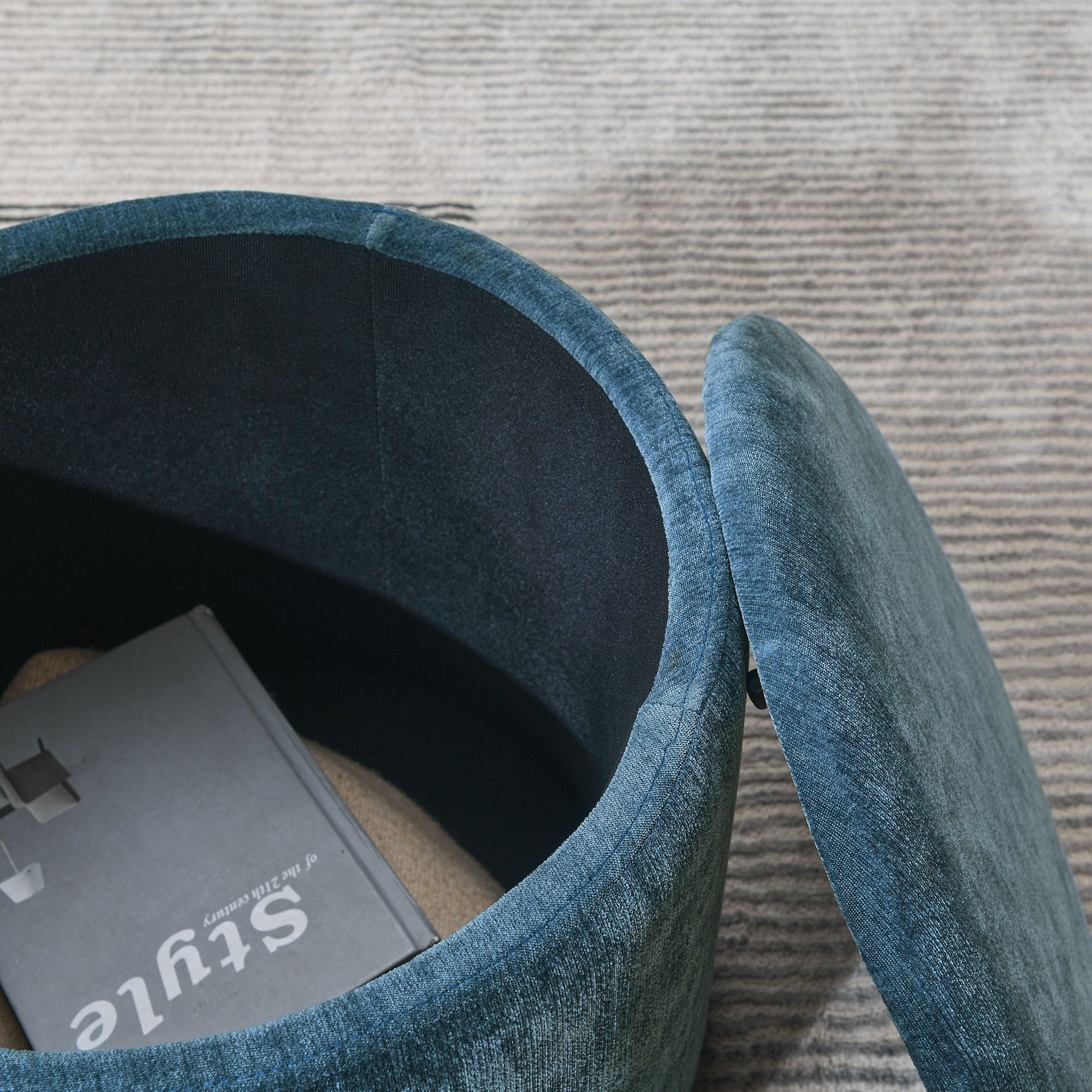 Classic 2 Piece Round Storage Ottoman Set With Drum Shaped Stool