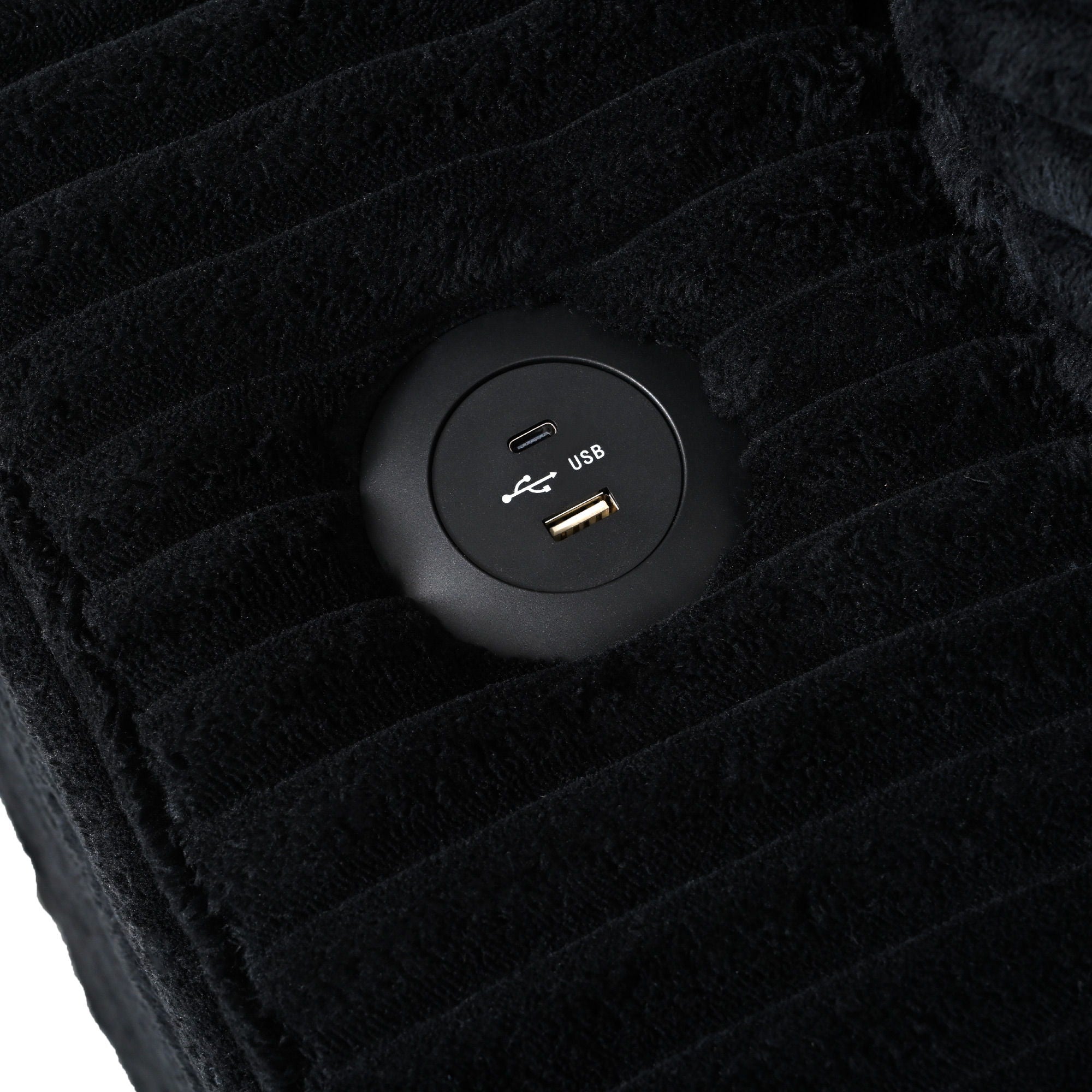 Oversized Loveseat Chaise With 2 USB Ports, 2 Cup Holders And 2 Throw Pillows