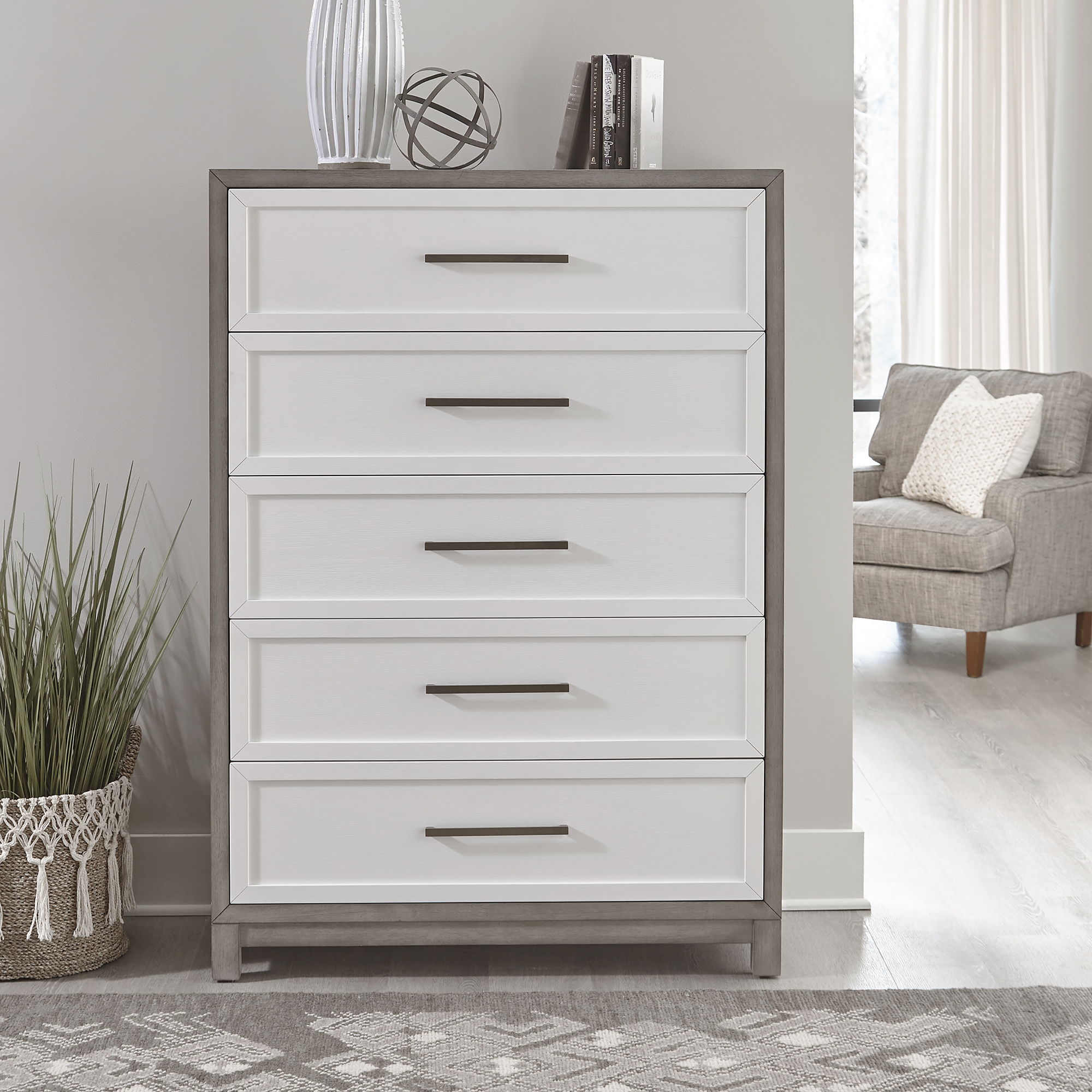 Liberty Furniture Palmetto Heights - 5 Drawer Chest - White | Meri Furniture