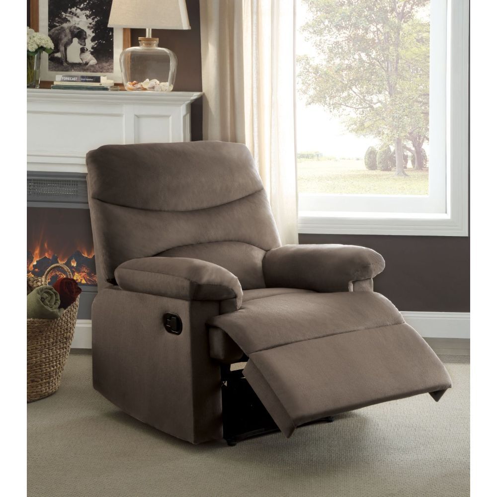 The lovely Arcadia recliner offers comfort, style and value for any home. A smooth microfiber seat cushion provides relaxation from seat to toe with an easy to reach external handle for operating the reclining mechanism.