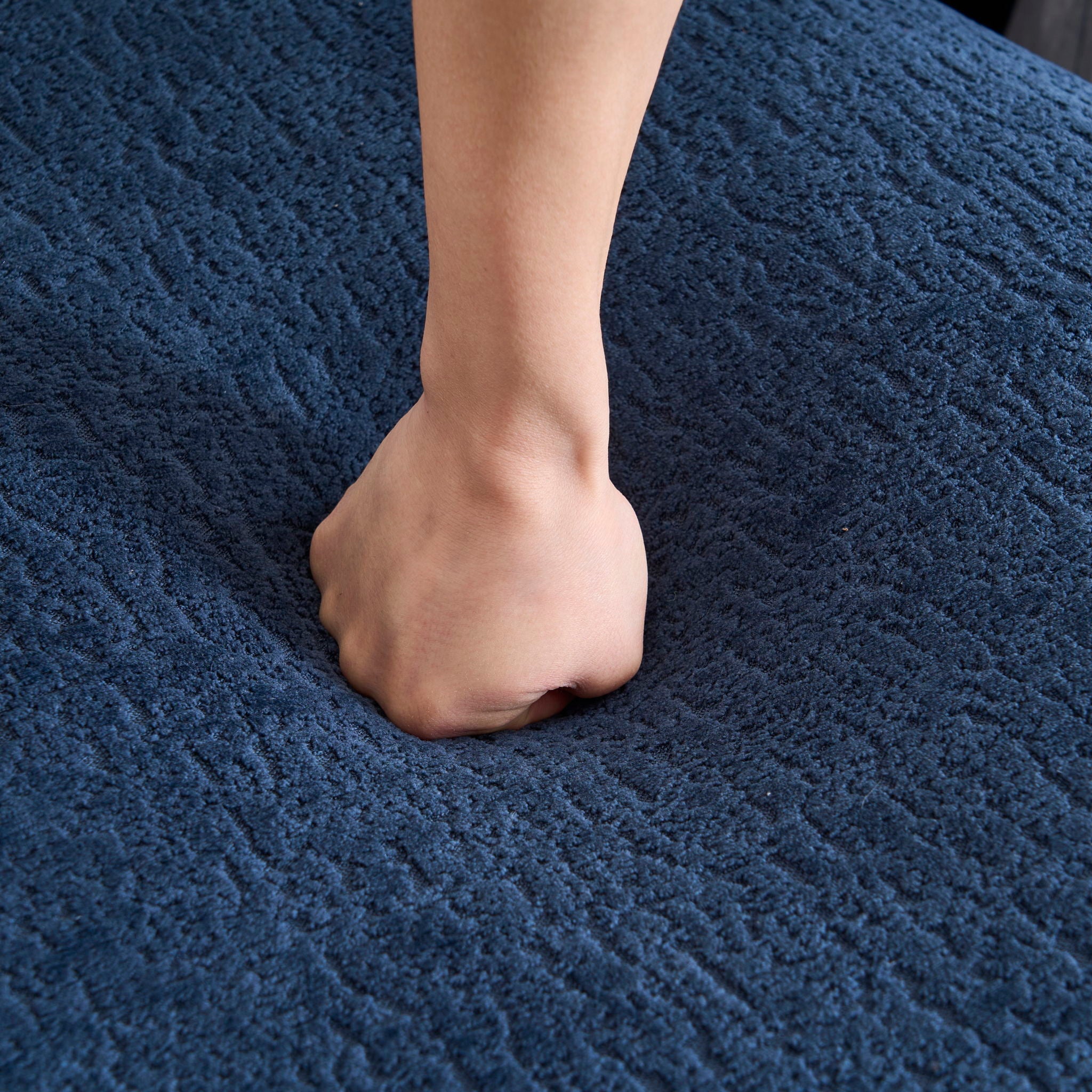 Combined Sofa With 4 Pillows