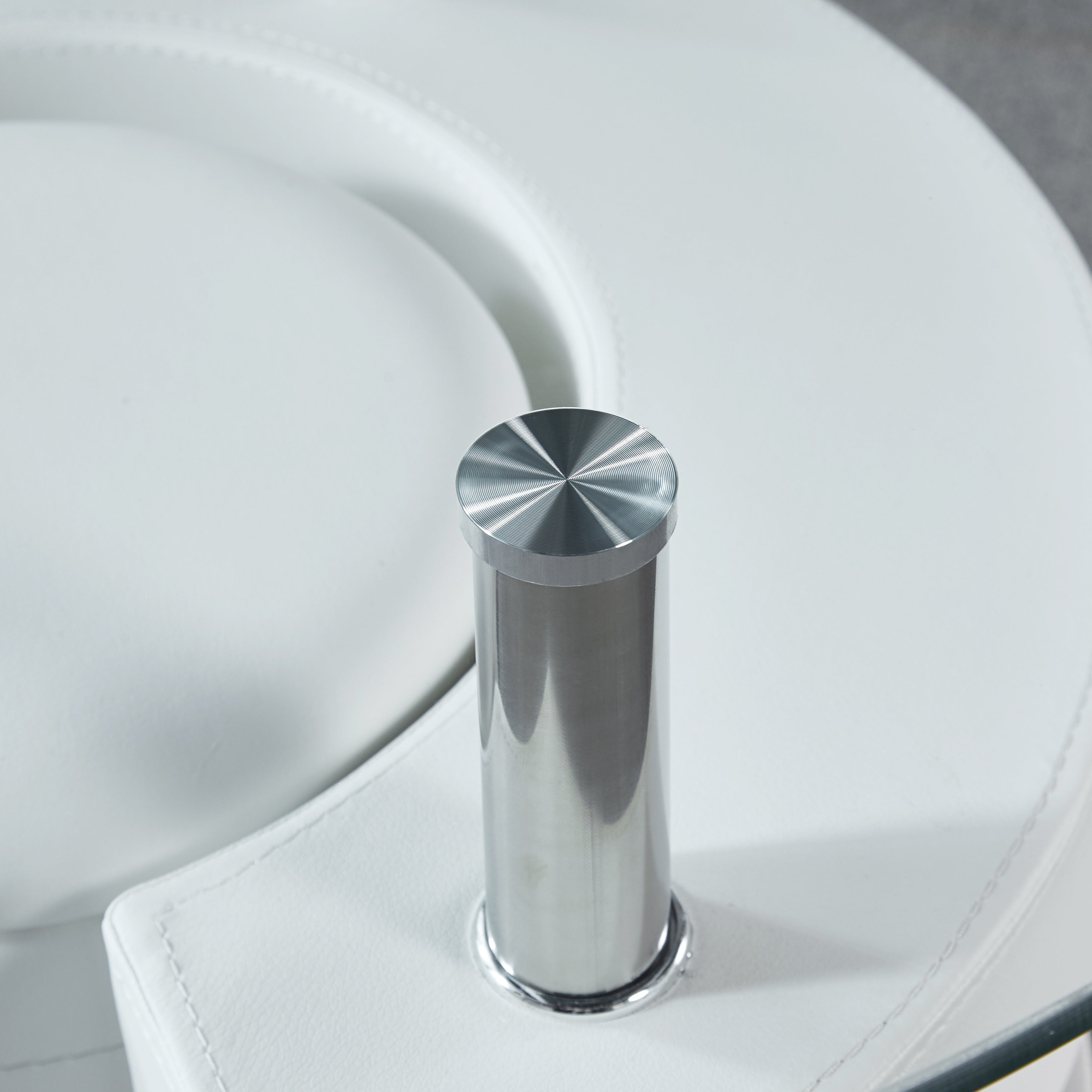 Oval Coffee Table with 2 Storage Stools