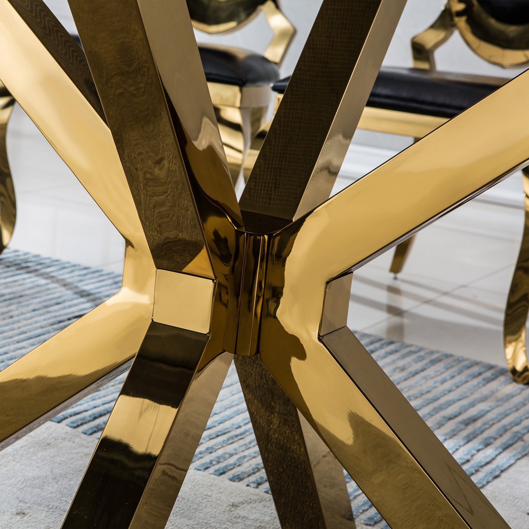 High-Quality Marble Top Dining Table with Gold/Silver Base