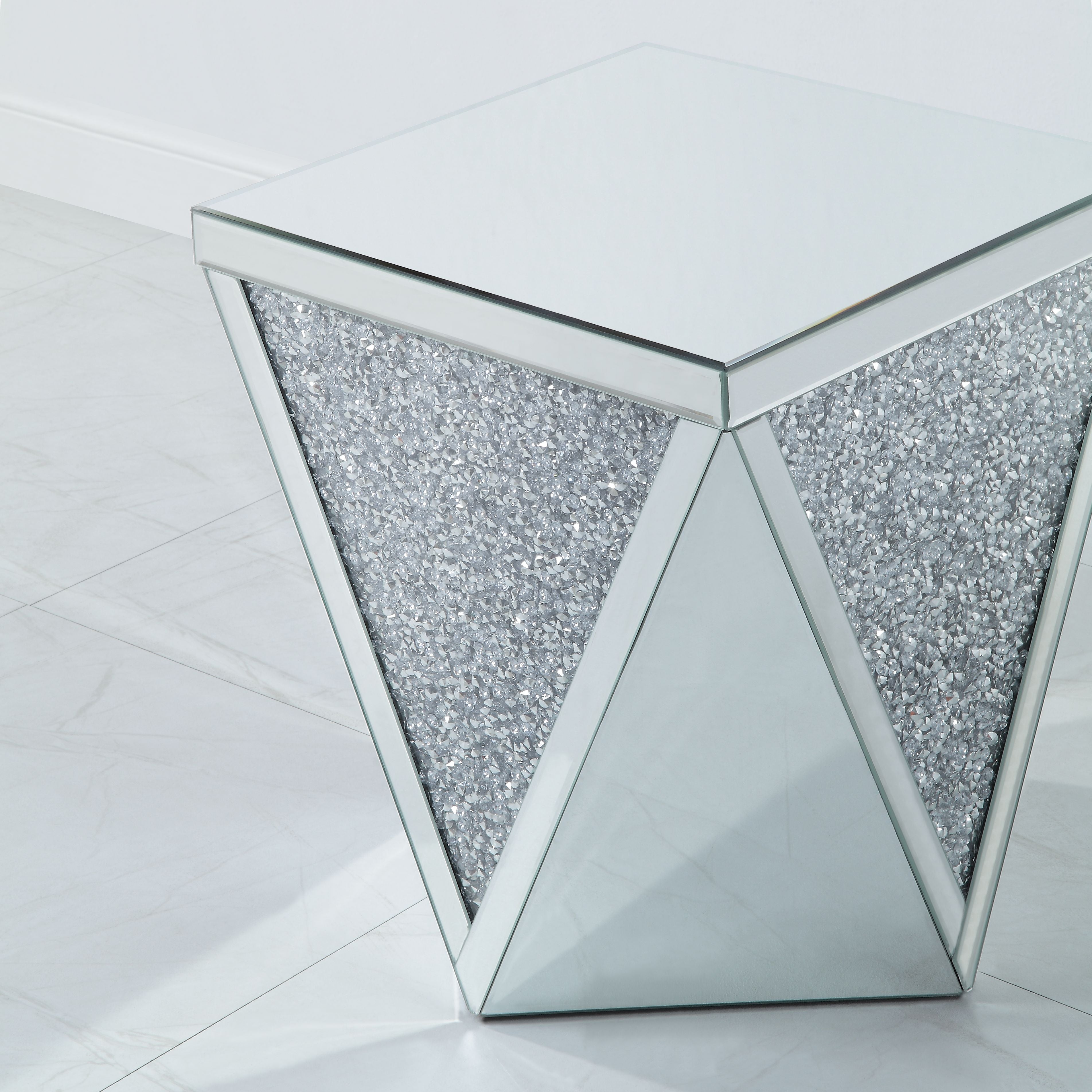 MIRROR TOP END TABLE