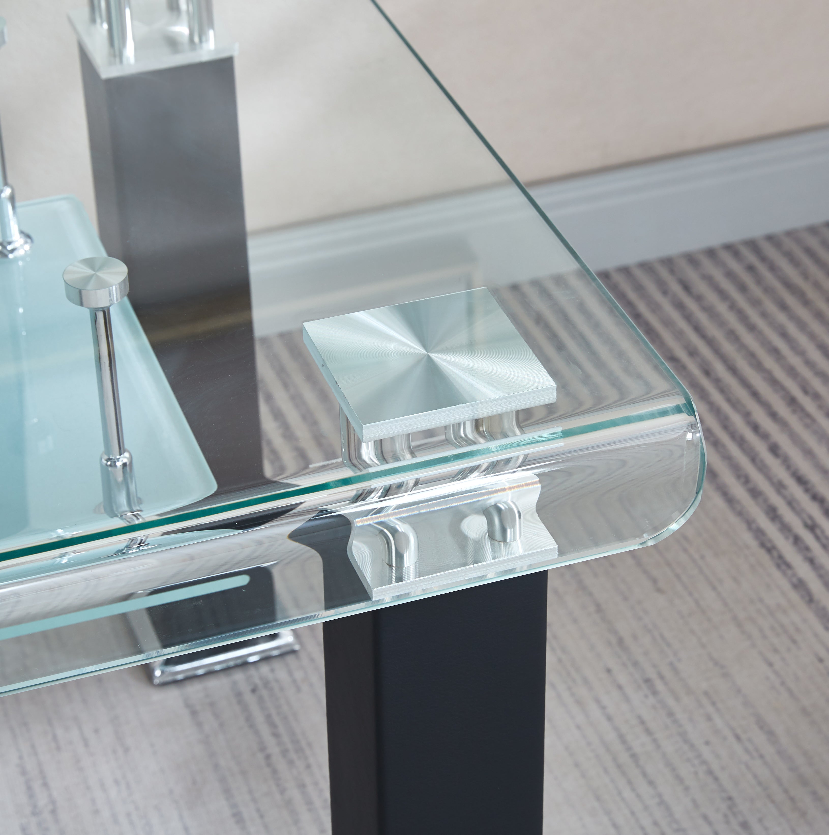 Modern End Table with Tempered Glass and Leatherette