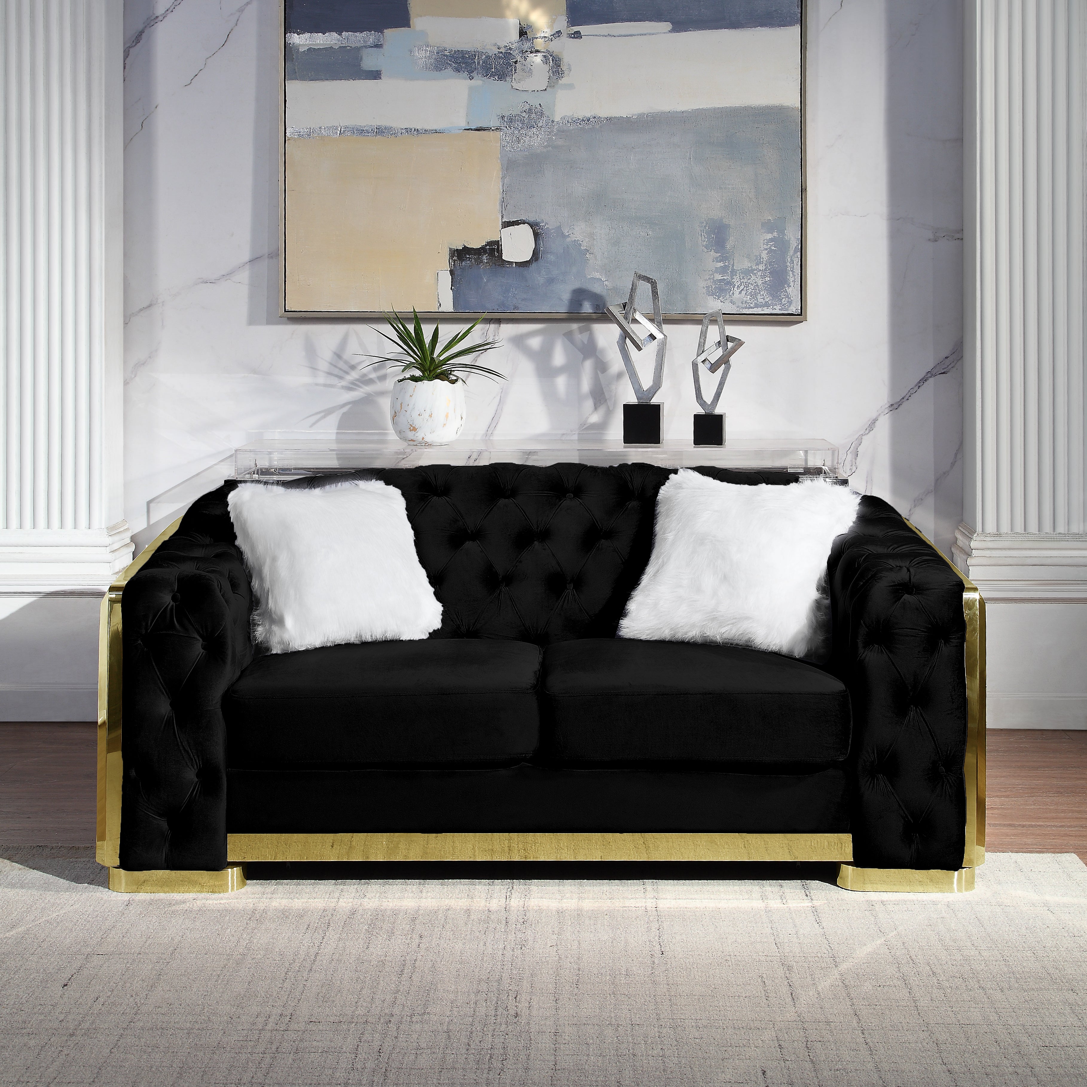 Luxurious Armchair/Loveseat/Sofa