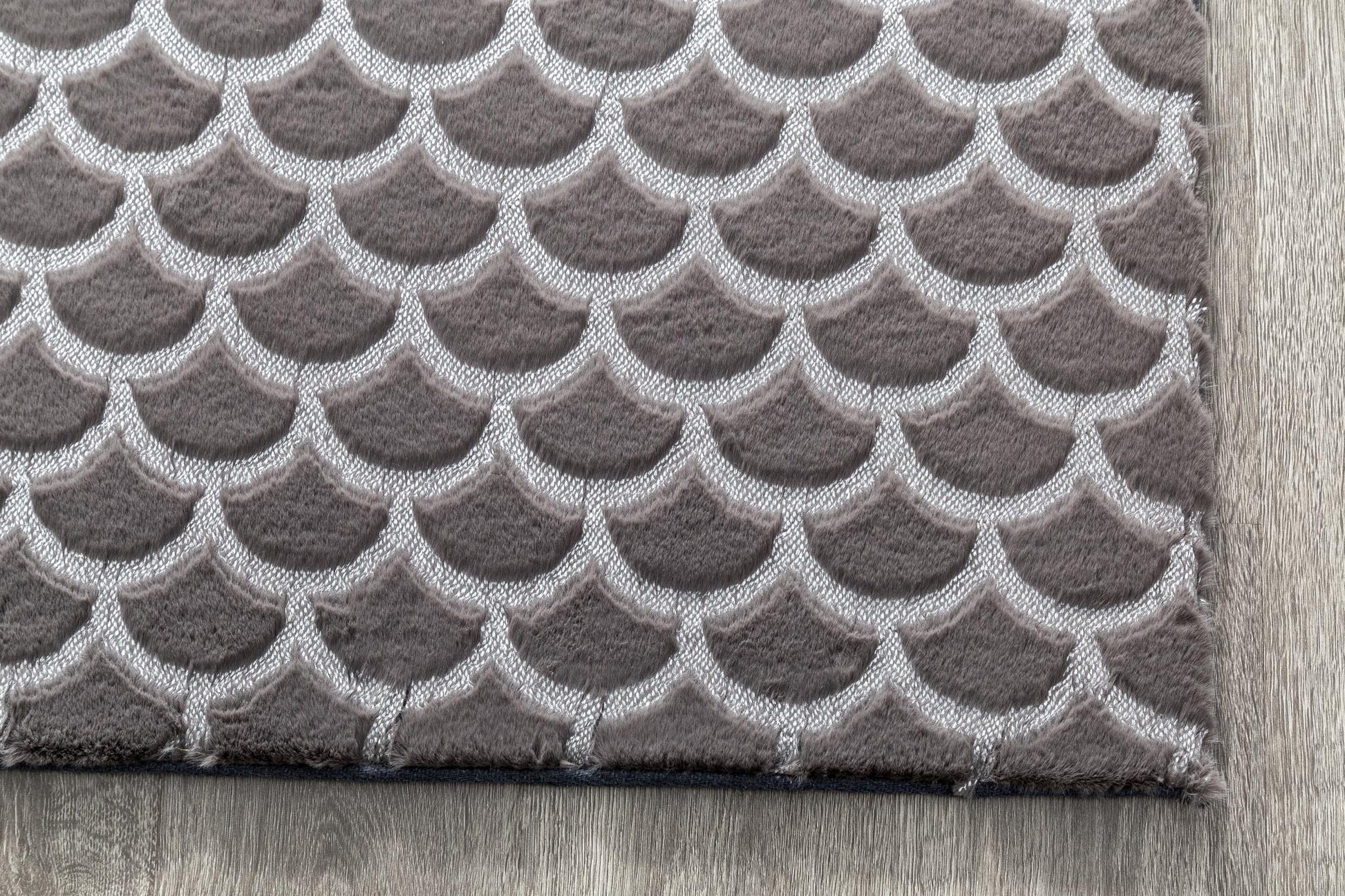 MDA Furniture CHRYSO Area Rug - 5' x 7' - CH0757 | Meri Furniture