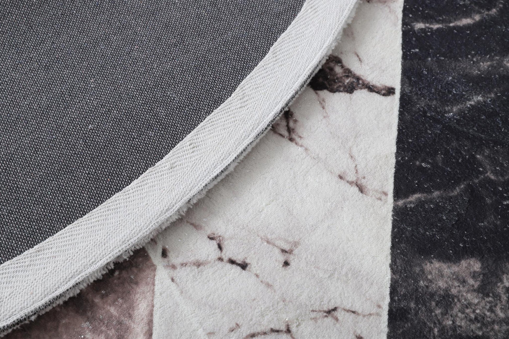 MDA Furniture RETRO Area Rug - 2'3'' x 8' - RT0728 | Meri Furniture