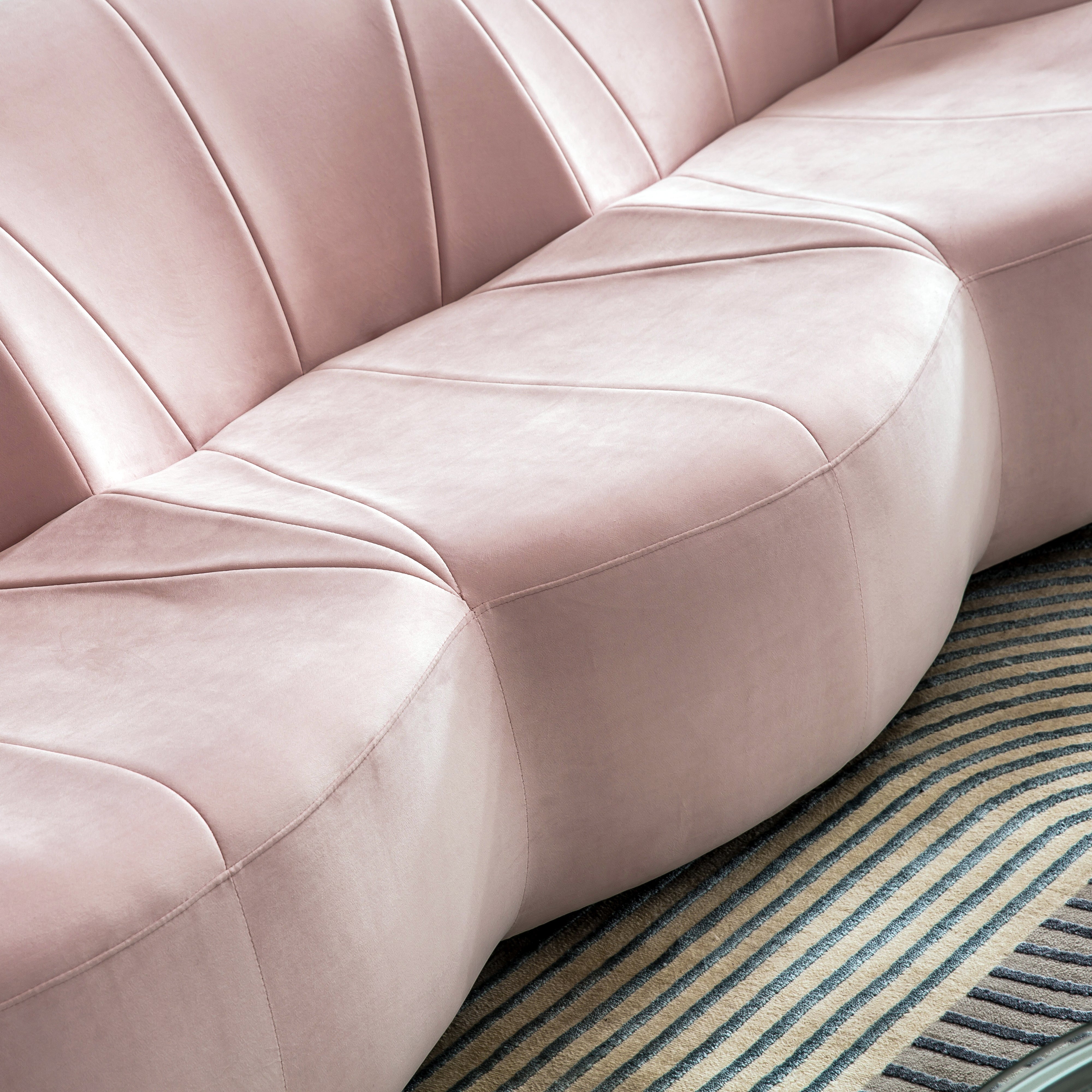 Luxurious Pink Velvet Sofa