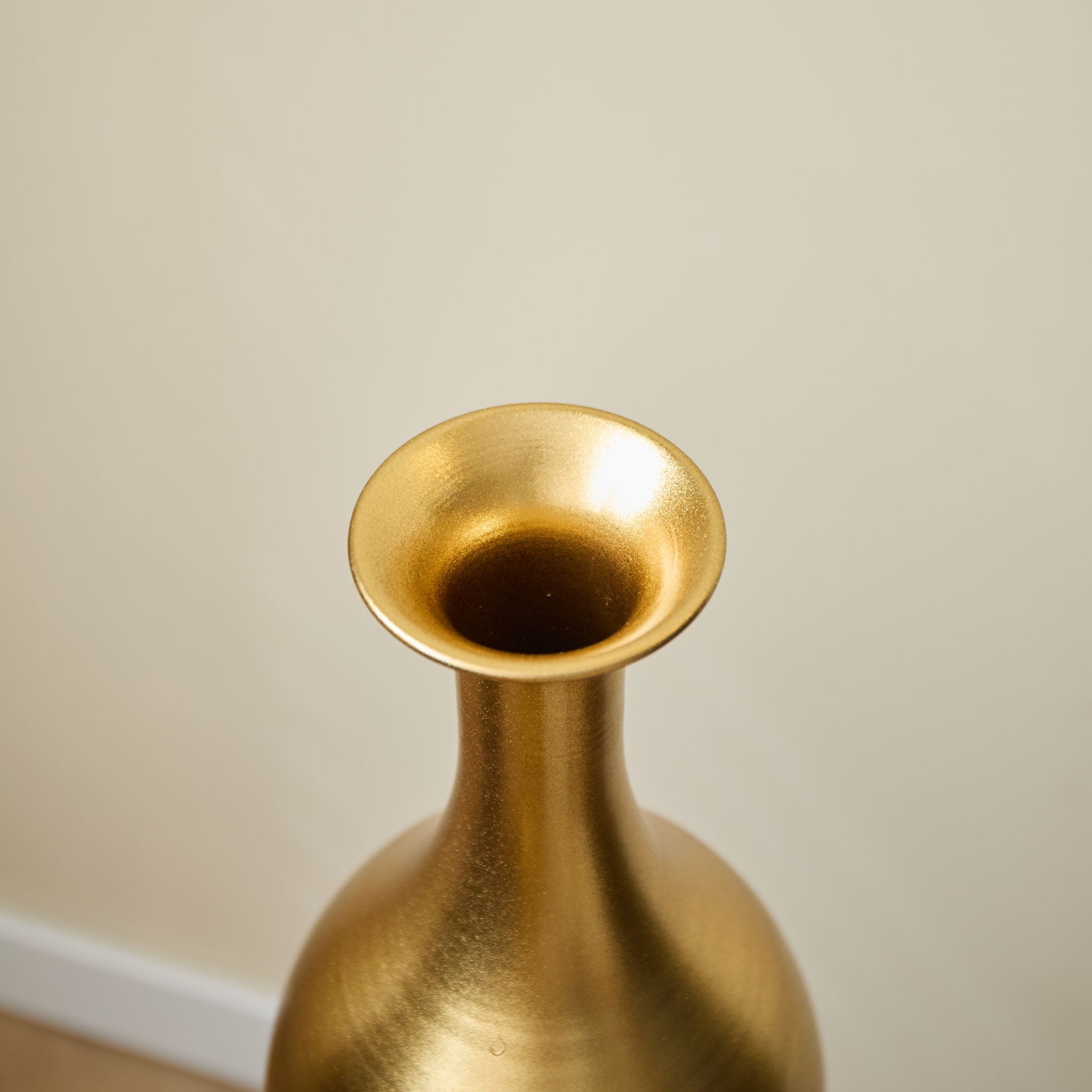 Elegant Floor Vase Set Metal Decorative Vases 3 Piece Set For Floral Display, Wedding & Gift Decor - Gold / Black