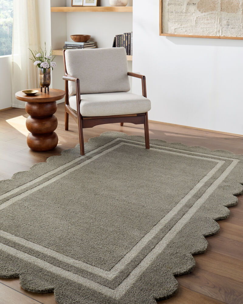 Scalloped Handmade Rug