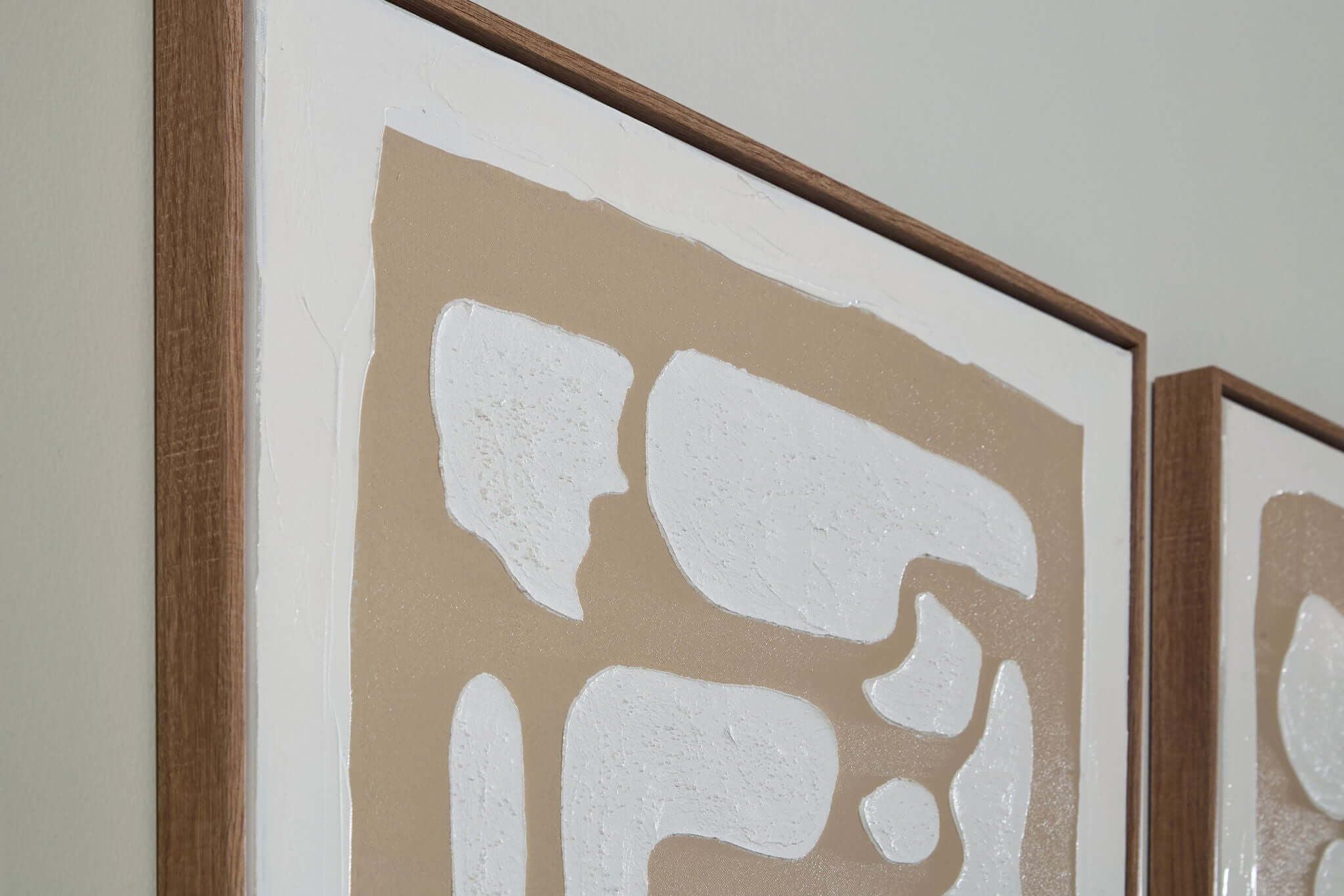 Waldett - Wall Art Set (Set of 2) - Beige / White