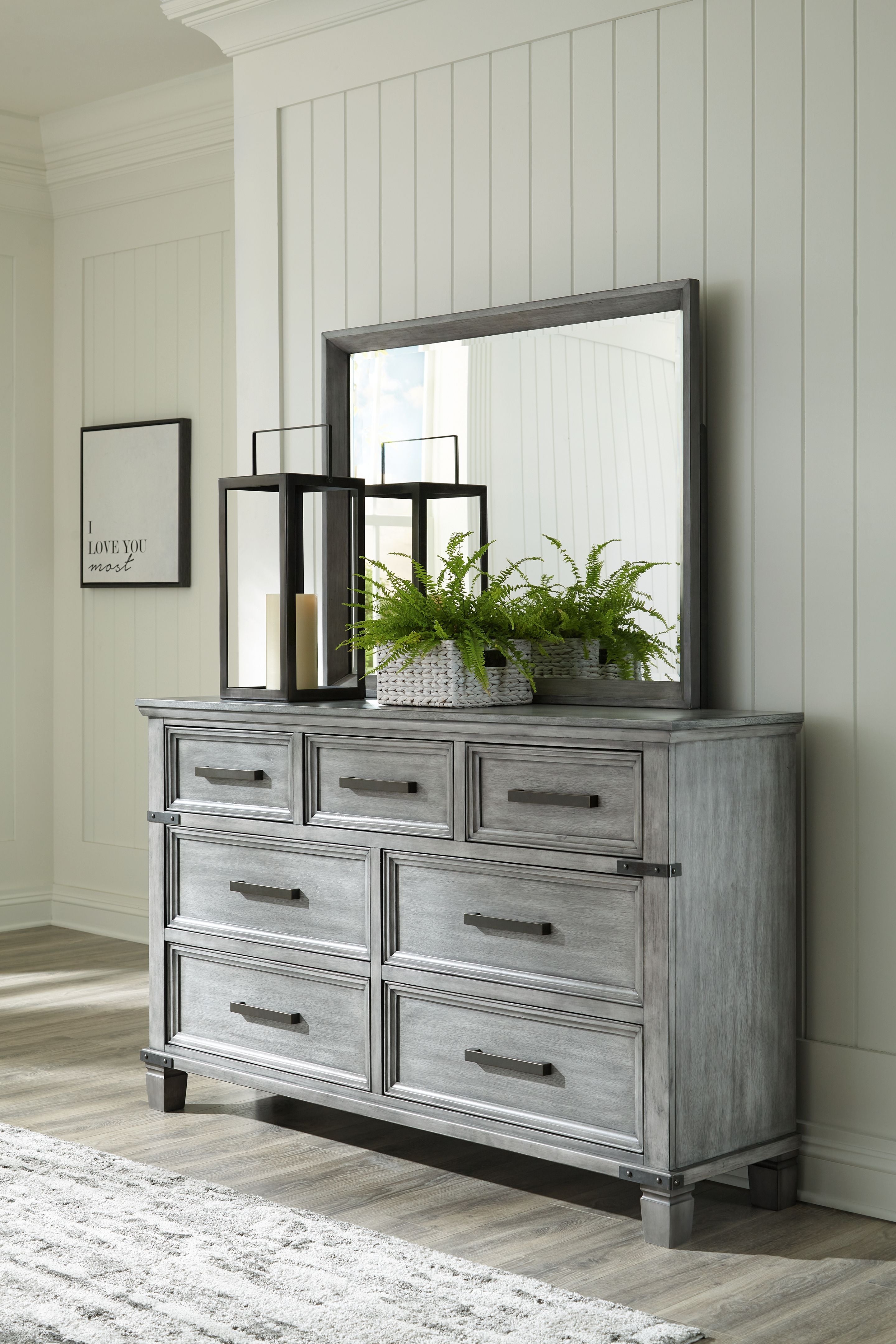 Signature Design by Ashley® Russelyn - Gray - Dresser, Mirror | Meri Furniture