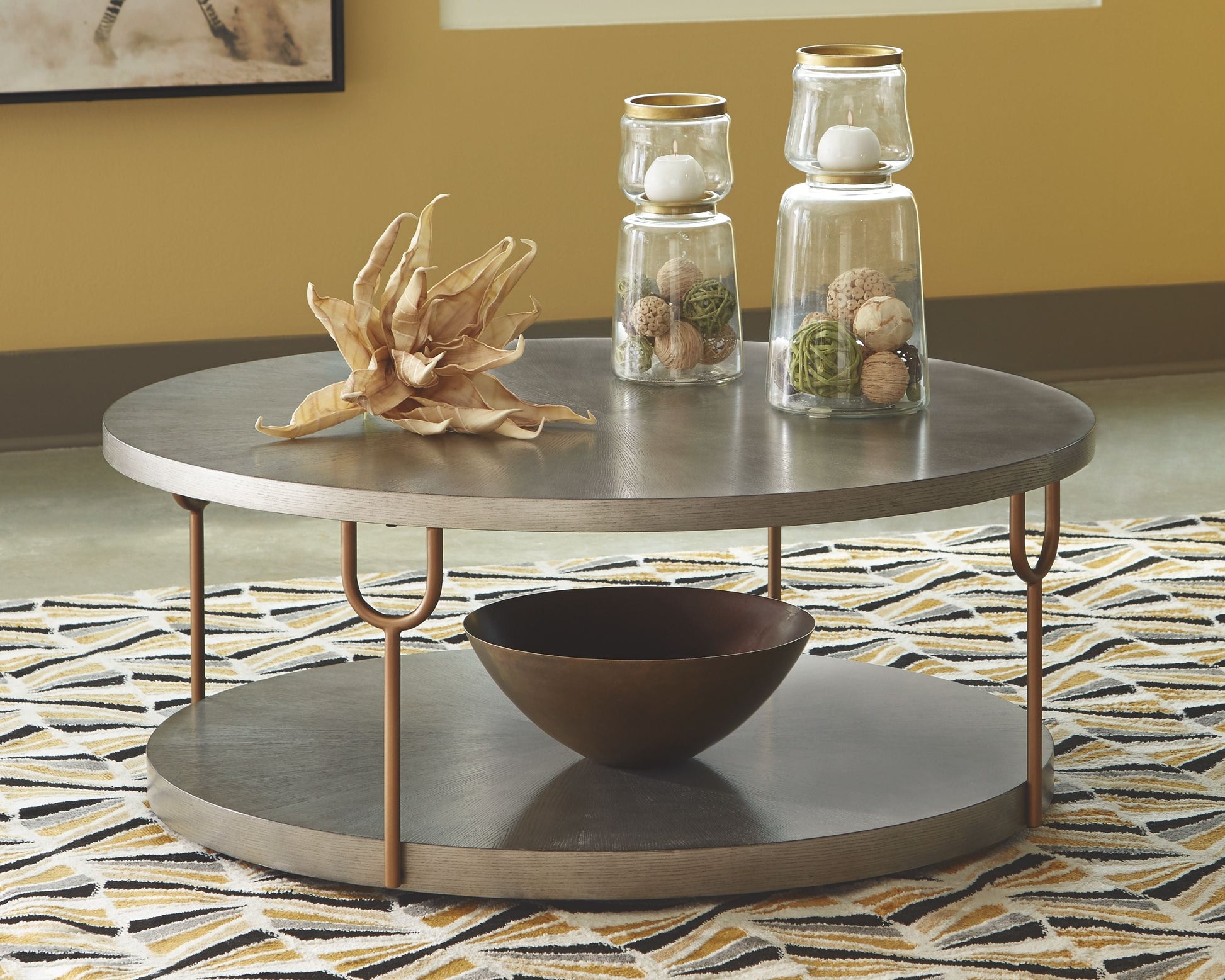 Signature Design by Ashley® Ranoka - Platinum - Round Cocktail Table | Meri Furniture