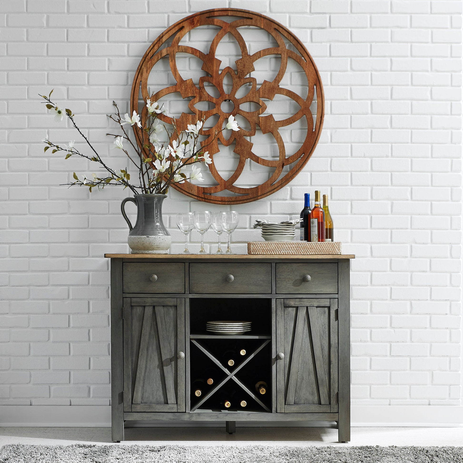 Liberty Furniture Lindsey Farm - Server | Meri Furniture