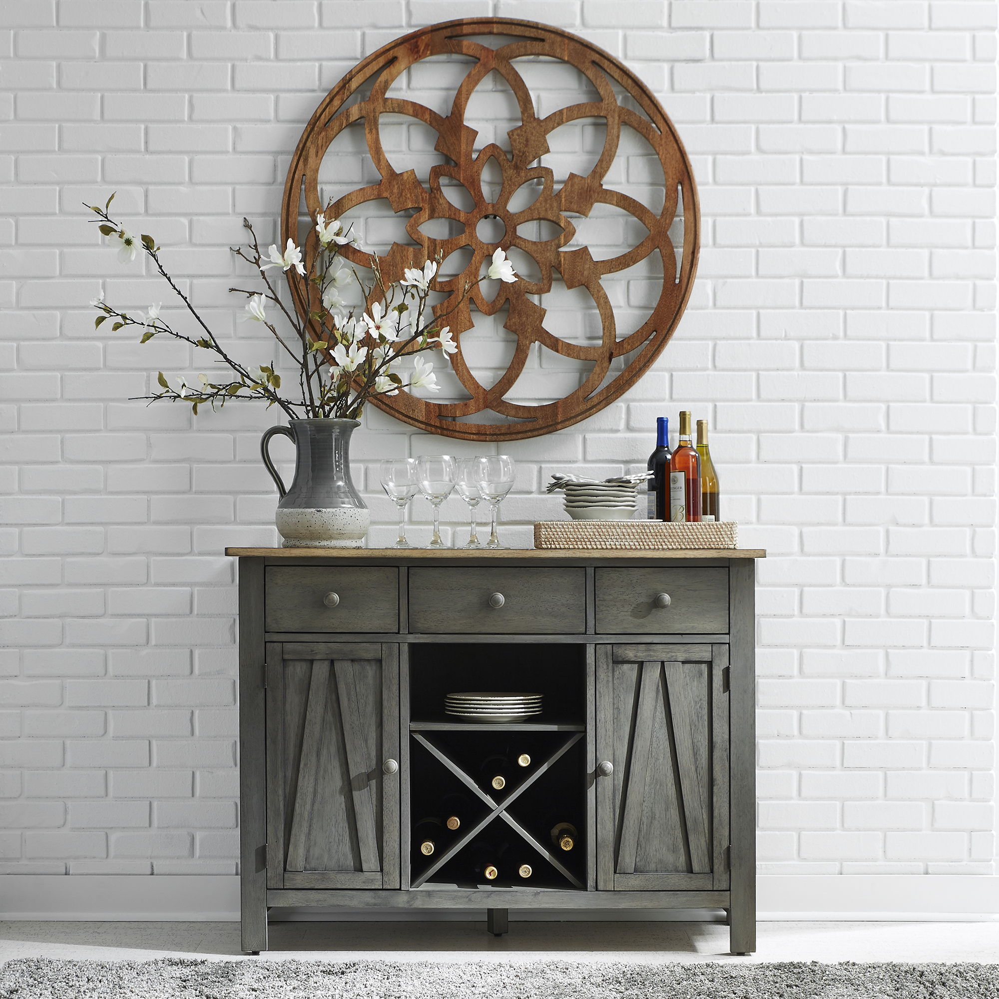 Liberty Furniture Lindsey Farm - Server | Meri Furniture