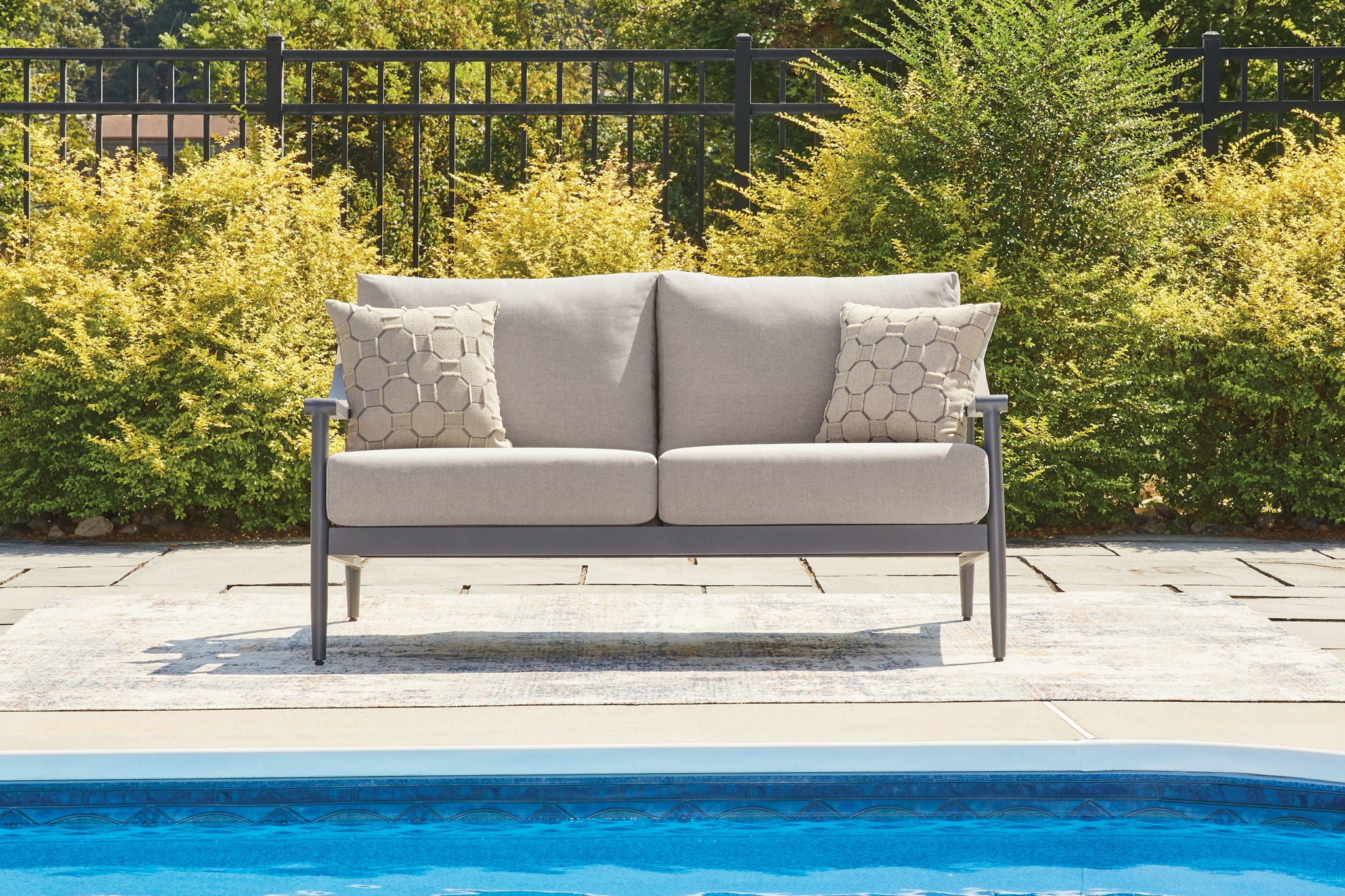 Ocean Beach - Loveseat With Cushion - Gray