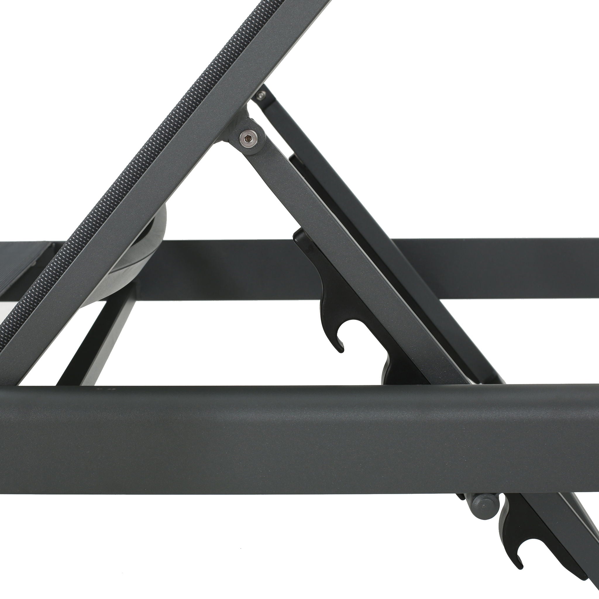 Outdoor Patio Chaise Lounge With 5 Reclining Positions