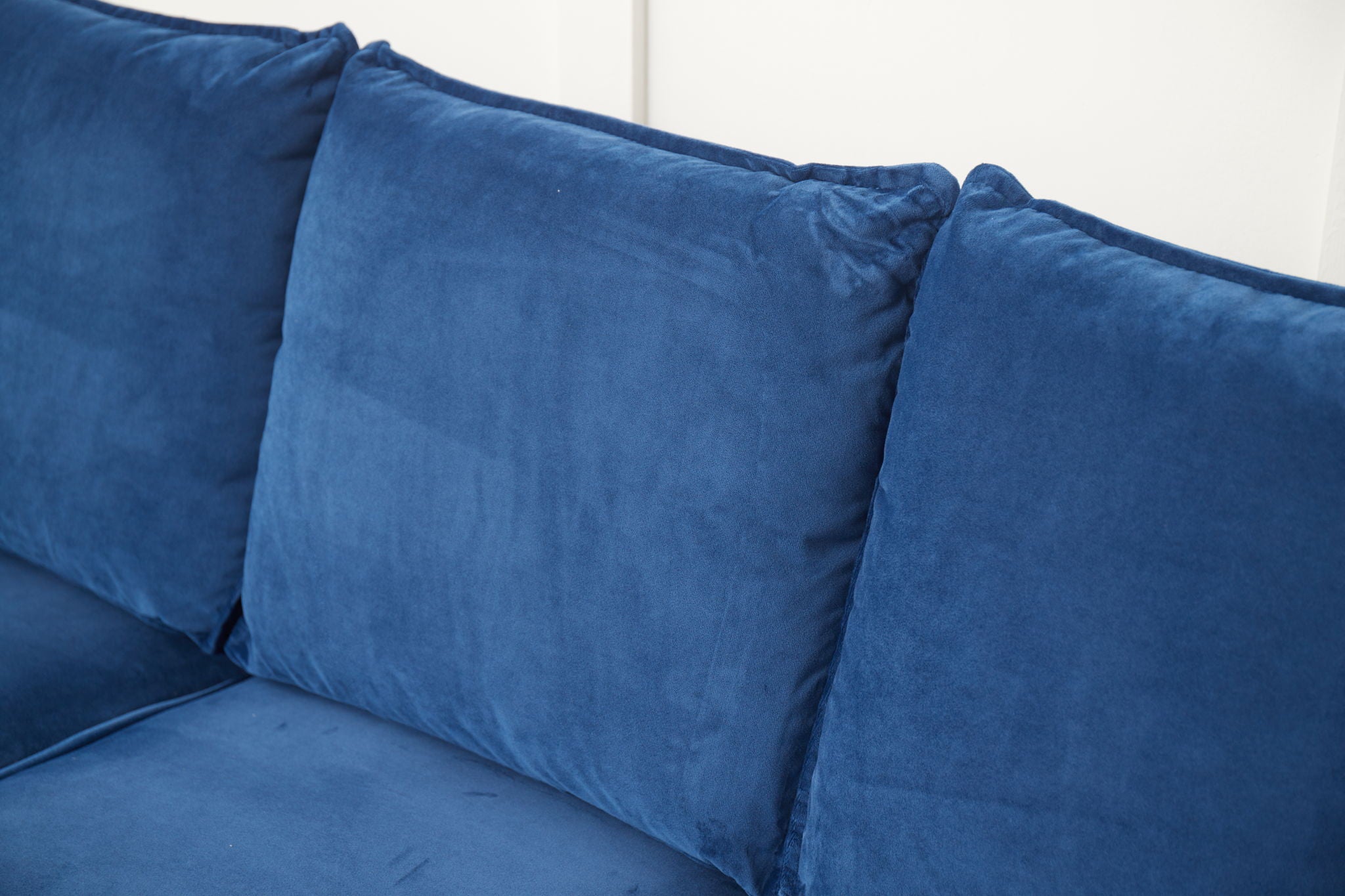 Graceful Design Plush Comfort Sofa