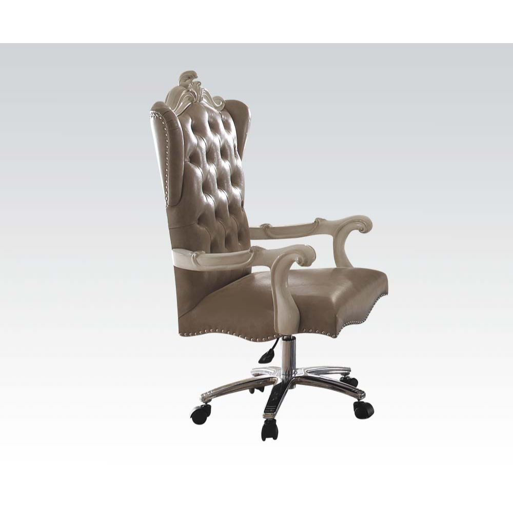 The Versailles executive arm chair classic style will blend masterfully in your home. Carefully constructed from faux leather, and selected veneers.