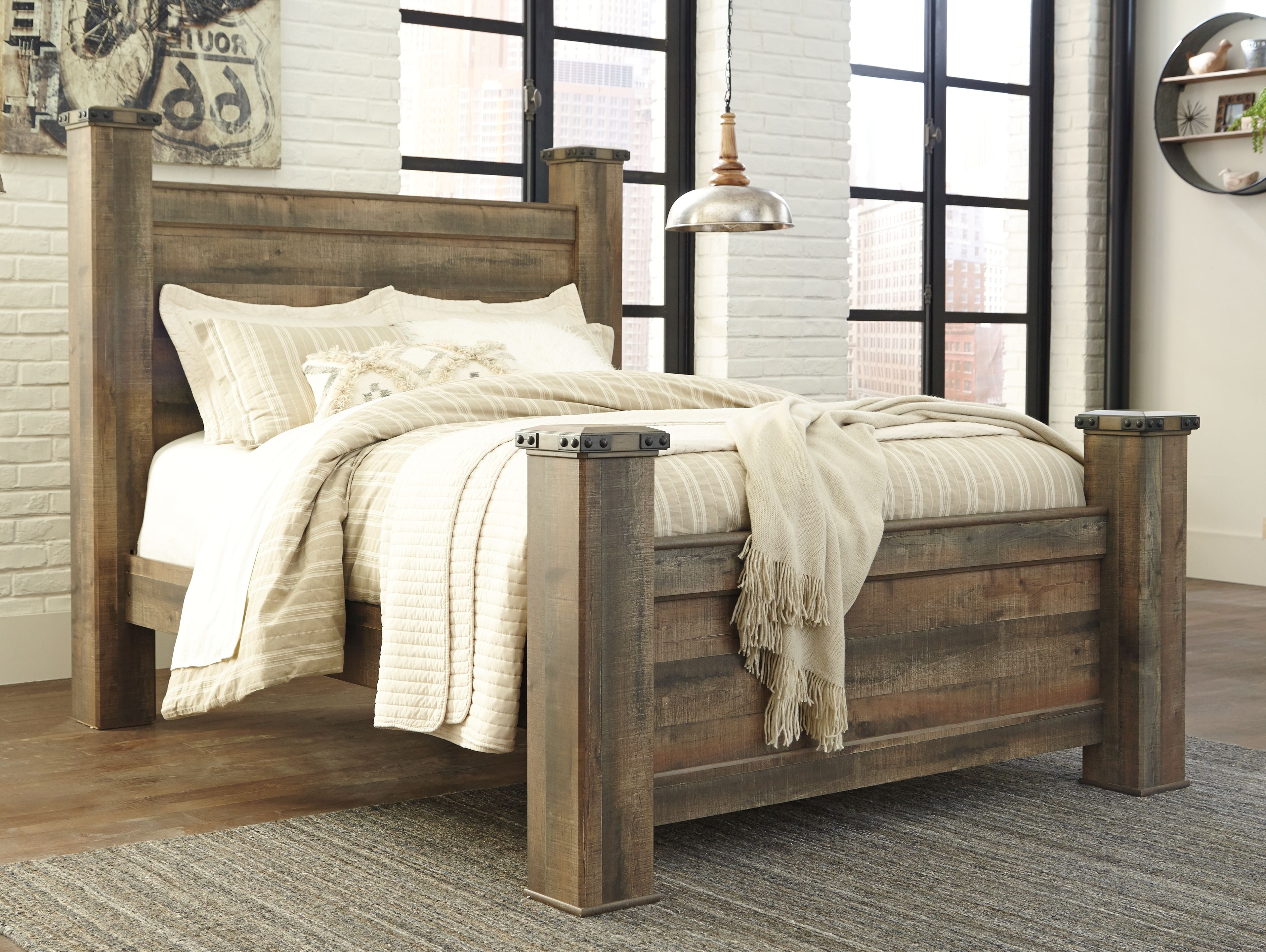Signature Design by Ashley® Trinell - Poster Bed | Meri Furniture