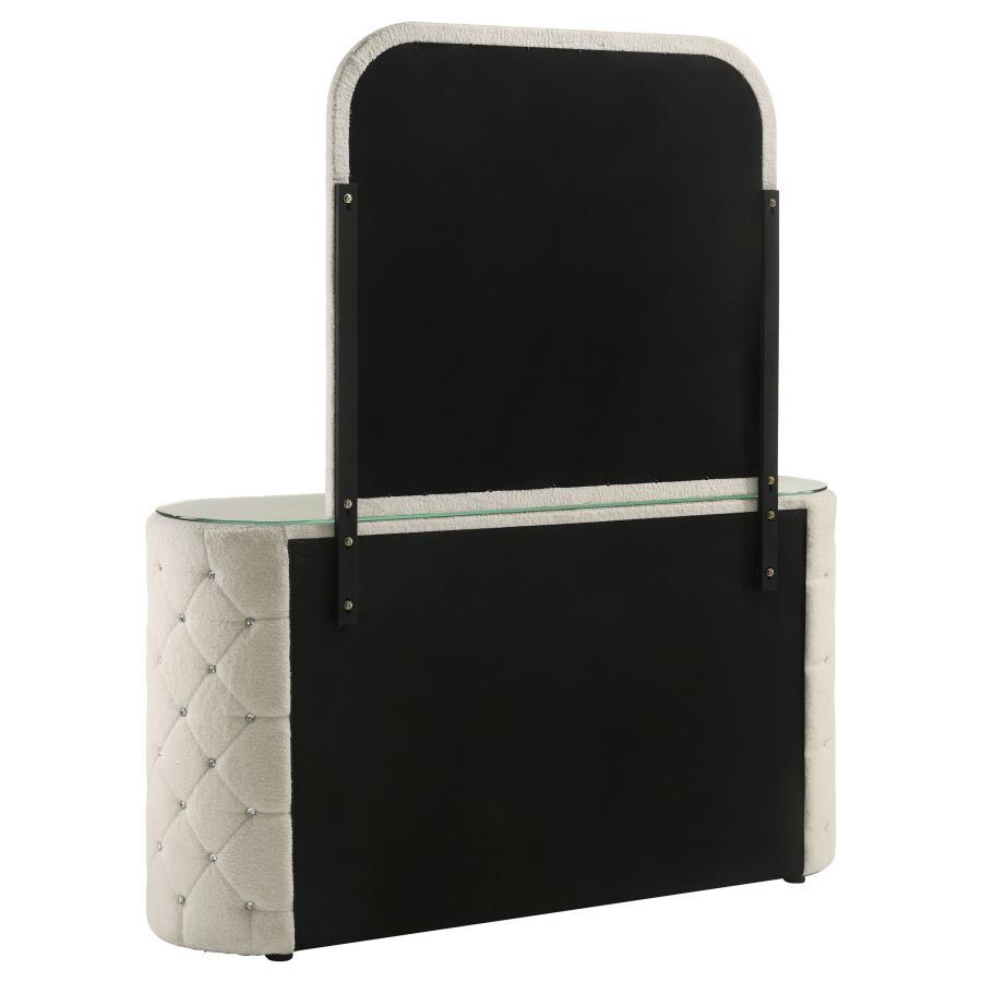 Sonya - 6-Drawer Upholstered Bedroom Dresser