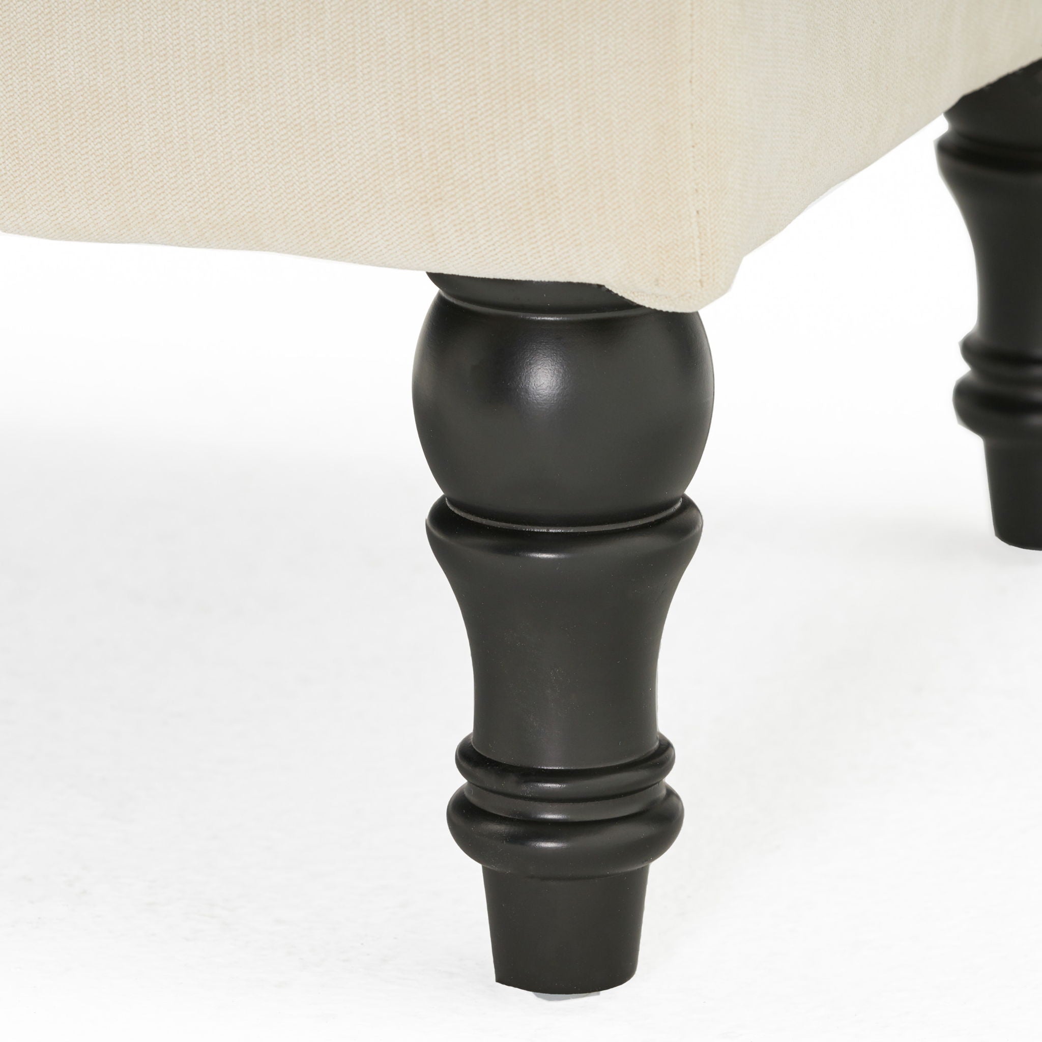 Lofton - Pillow Top Ottoman With Button Tufting - Cream