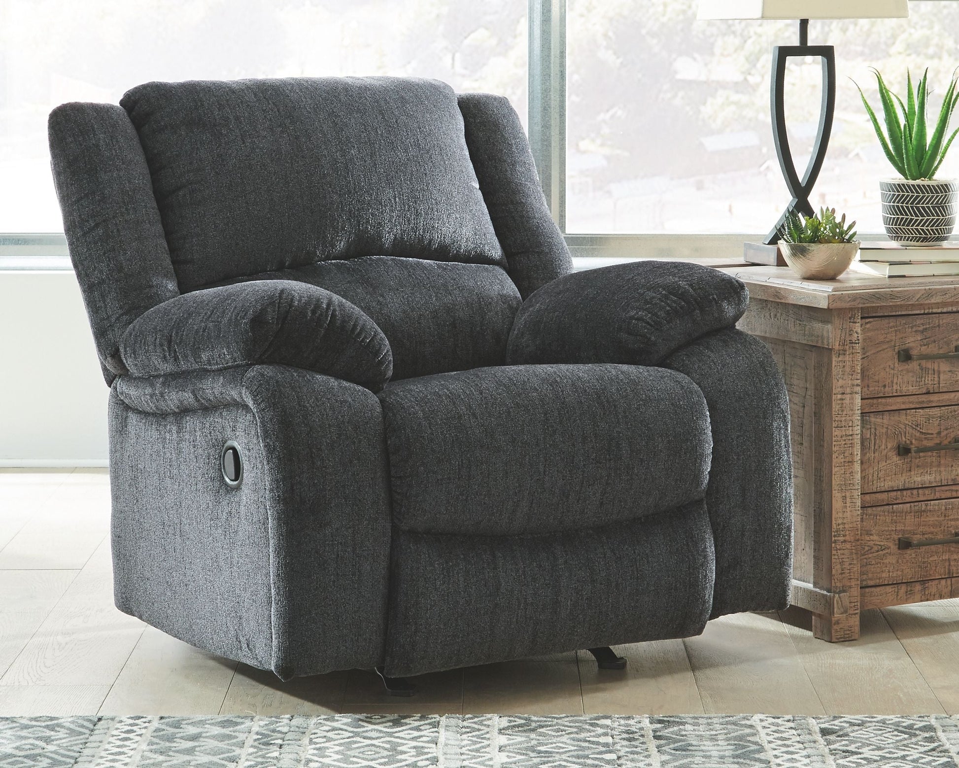 Ashley Furniture Draycoll - Rocker Recliner | Meri Furniture