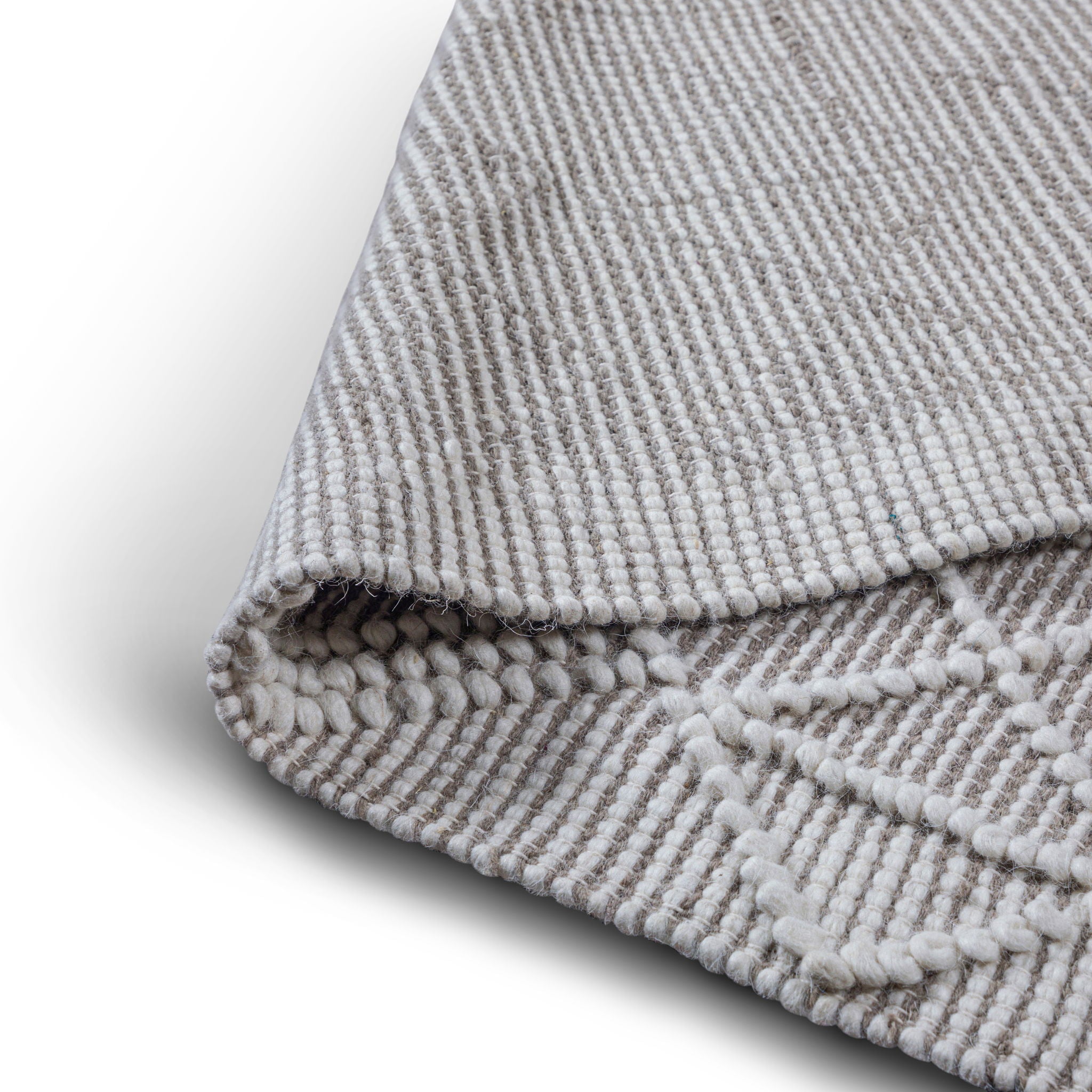 Orton - 8' X 10' Area Rug - Ivory / Taupe