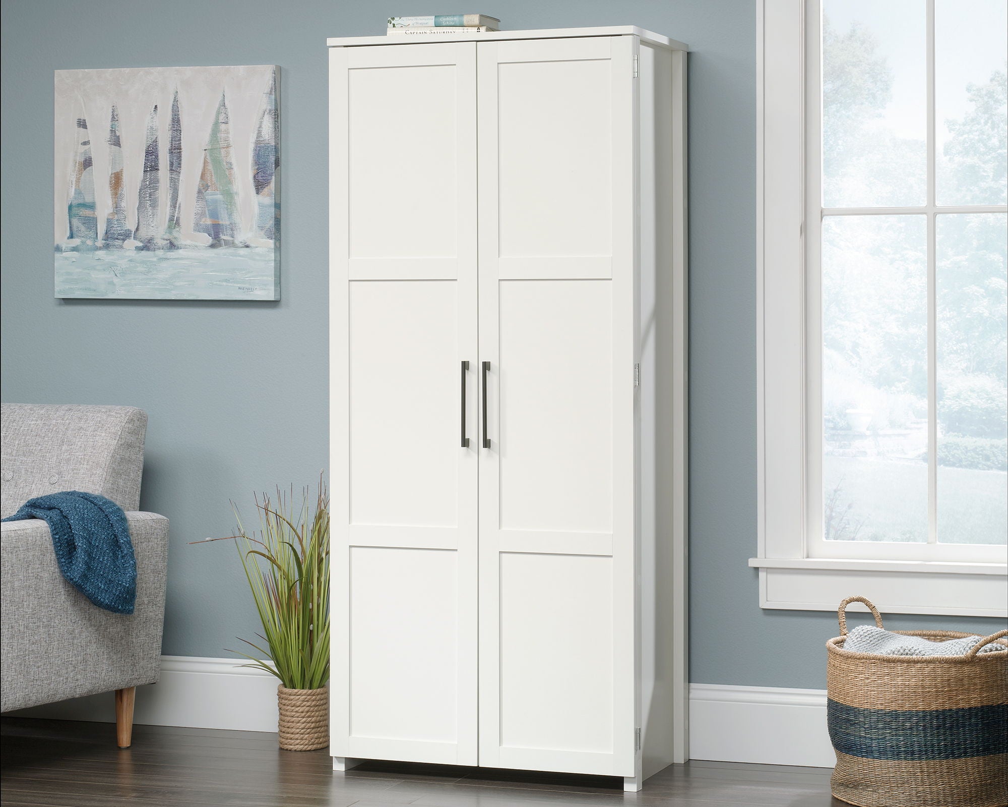 Storage Cabinet in White