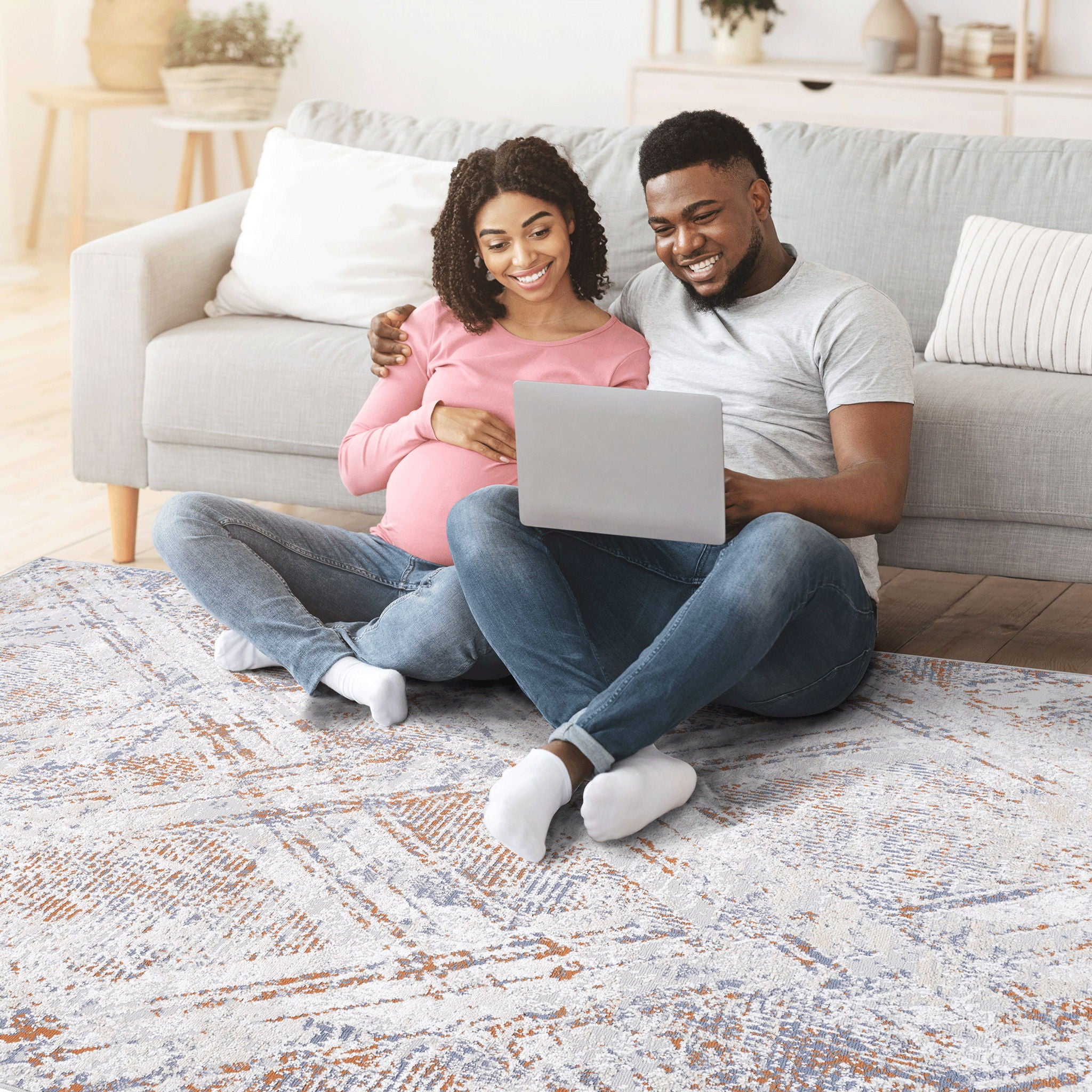 Payas - 2' X 3' Geometric Area Rug - Beige