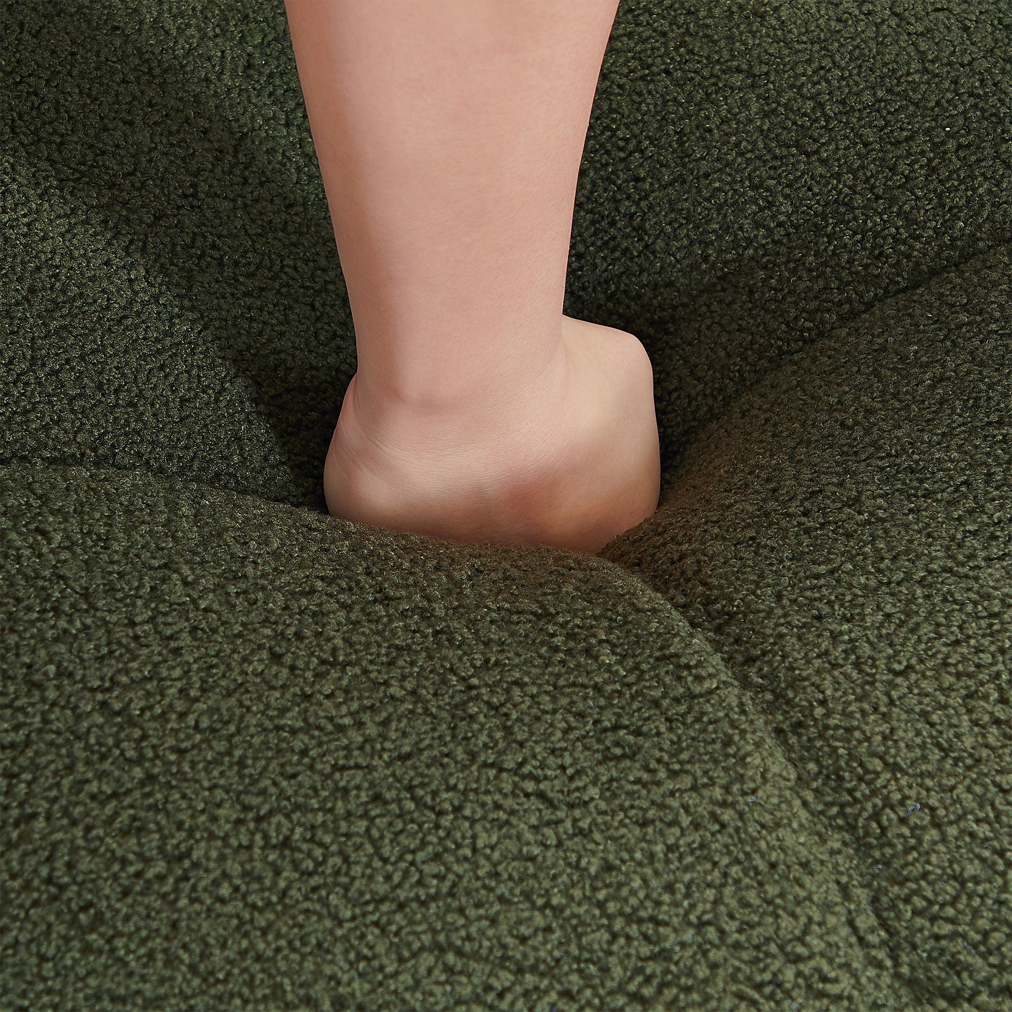 360° Swivel Chair Upholstered Accent Barrel Chair With Adjustable Headrest