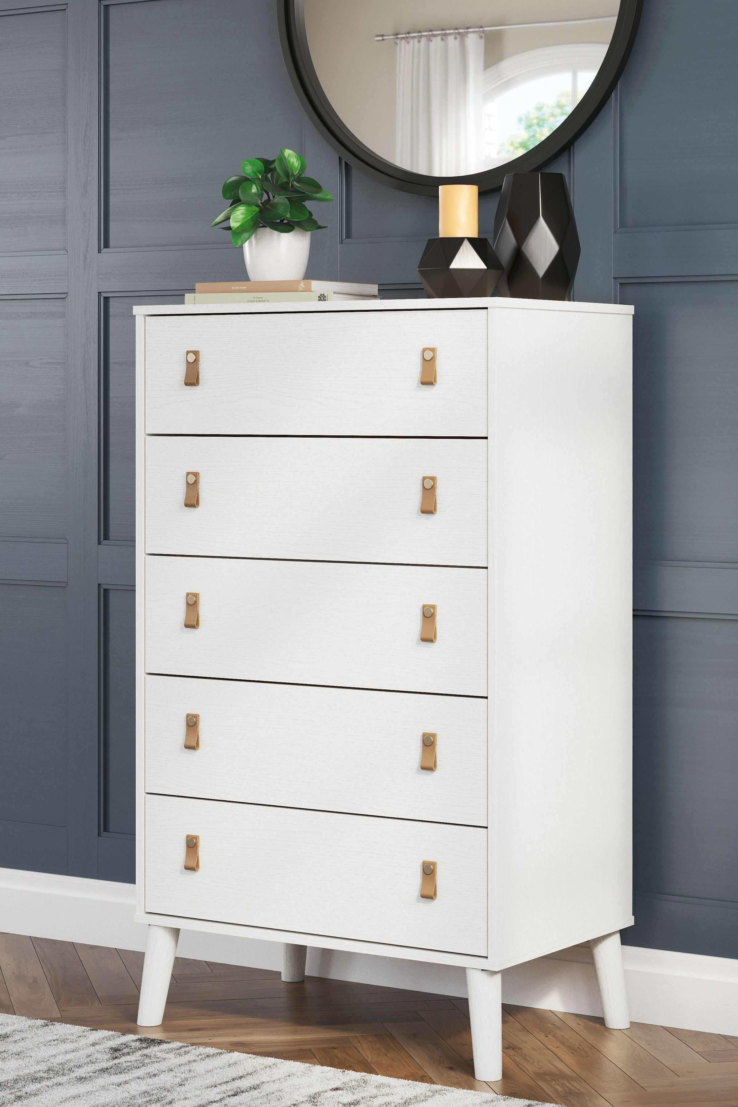 Signature Design by Ashley® Aprilyn - Chest | Meri Furniture