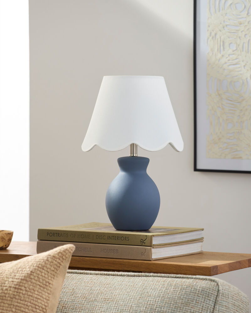 Stella Diminuta Accent Table Lamp