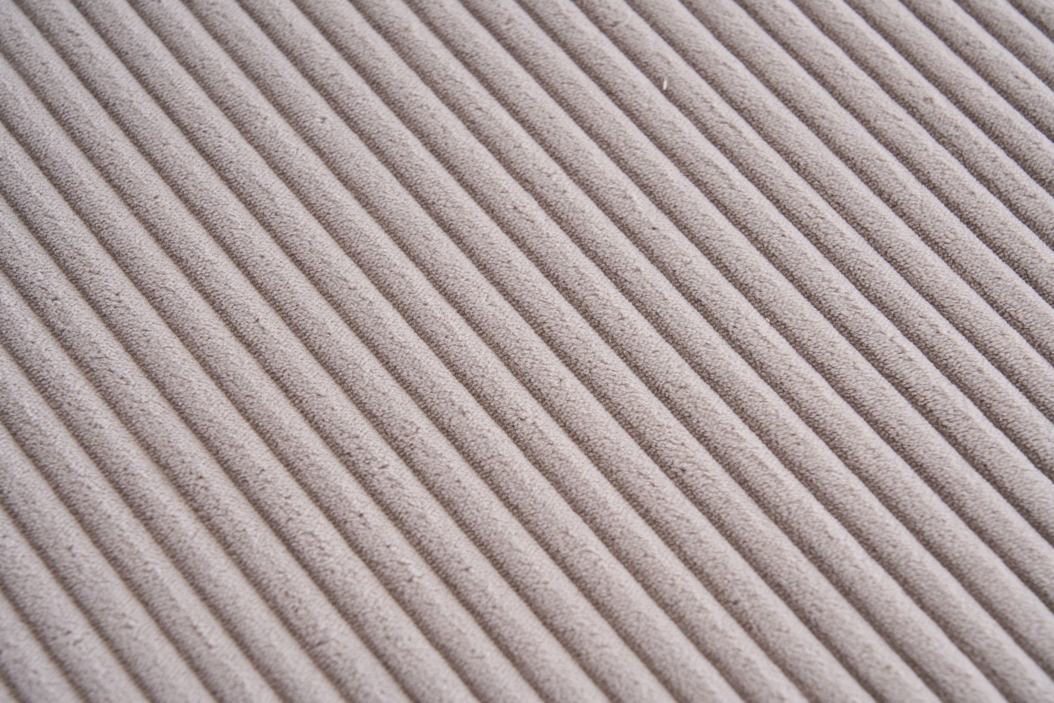 Combined 3 Seater Sofa With 4 Pillows