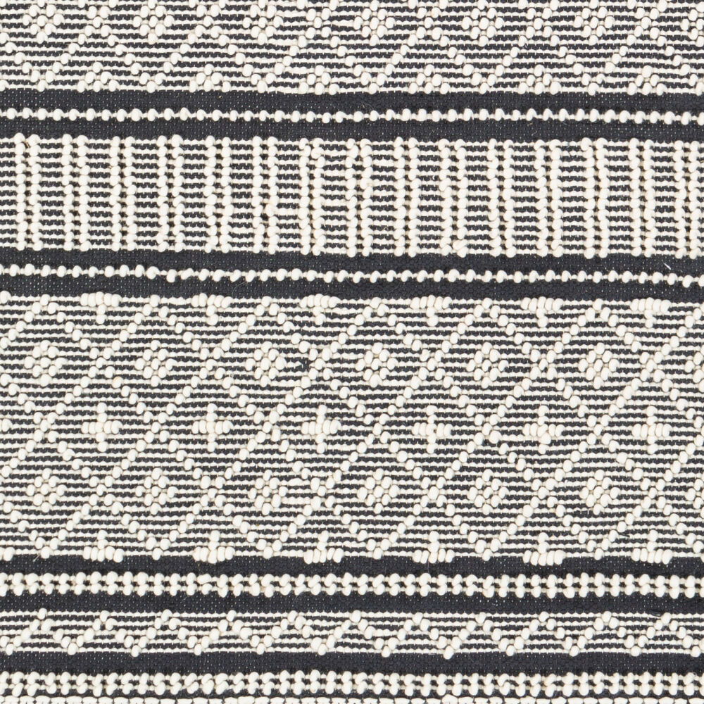 Farmhouse Tassels Handmade Rug