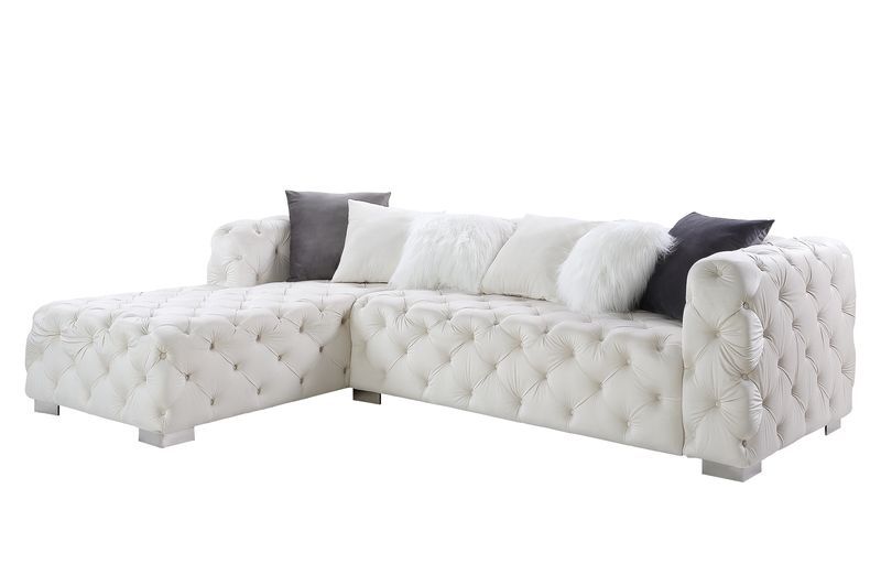 ACME •KD Legs•Foam Density: D28•6 Pillows Included(Chaise:2 pc/Sofa: 4 pc) | Meri Furniture