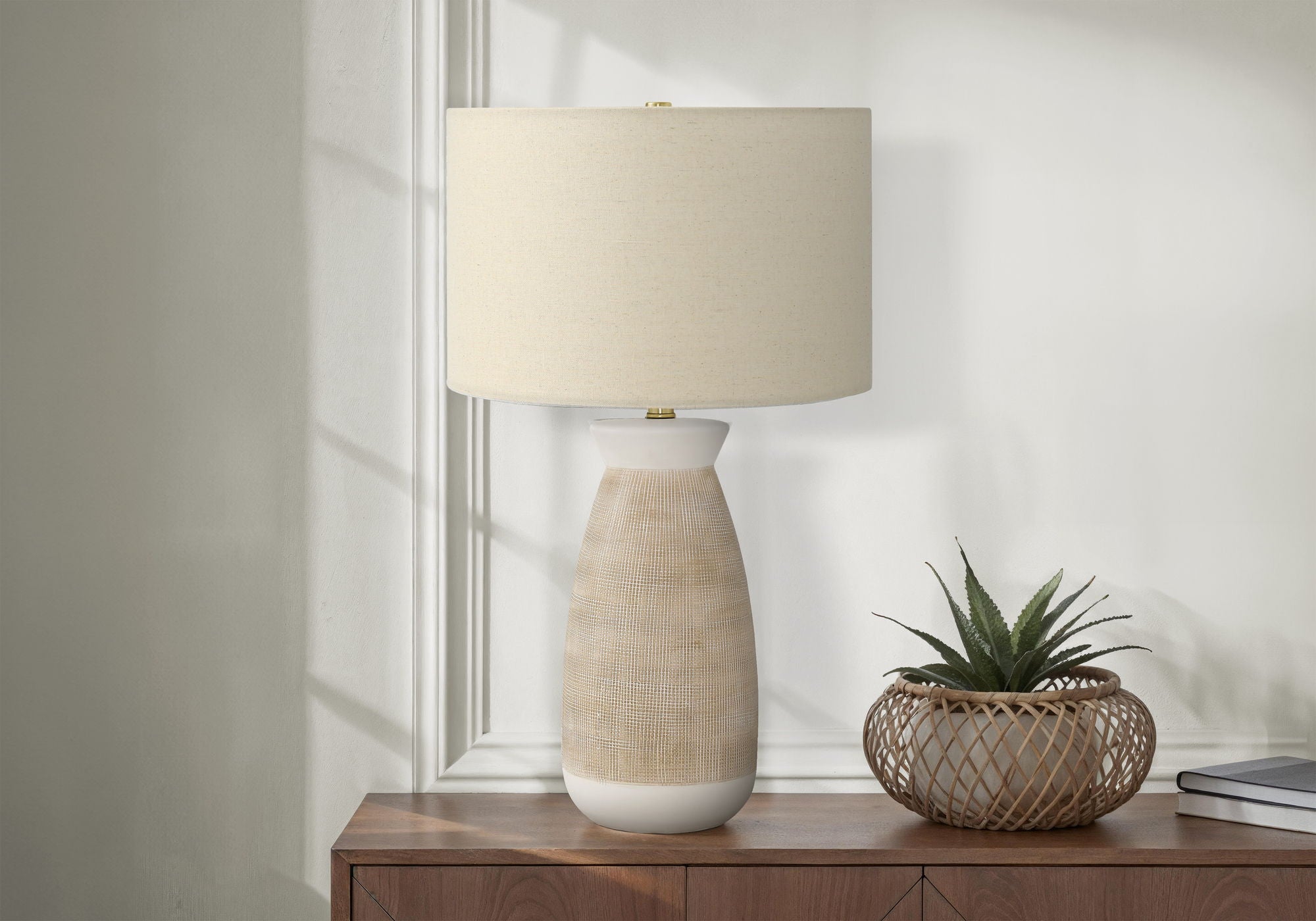 Lighting, Table Lamp, Ceramic, Resin, Contemporary - Cream