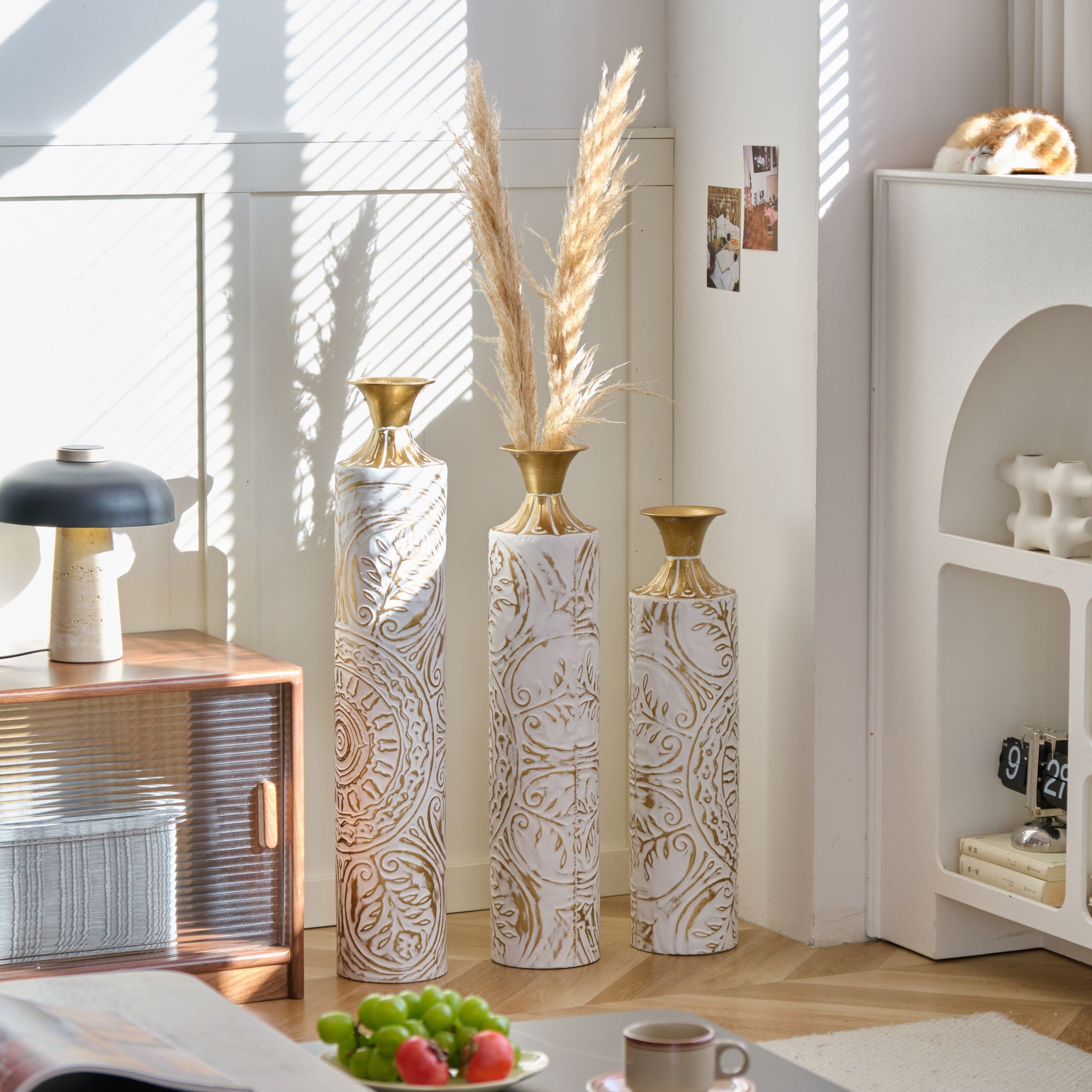 Floor Metal Vases Decorated Metal Vases (Set of 3) Gorgeous Home Decoration Large Glazed Metal Vases - White / Gold