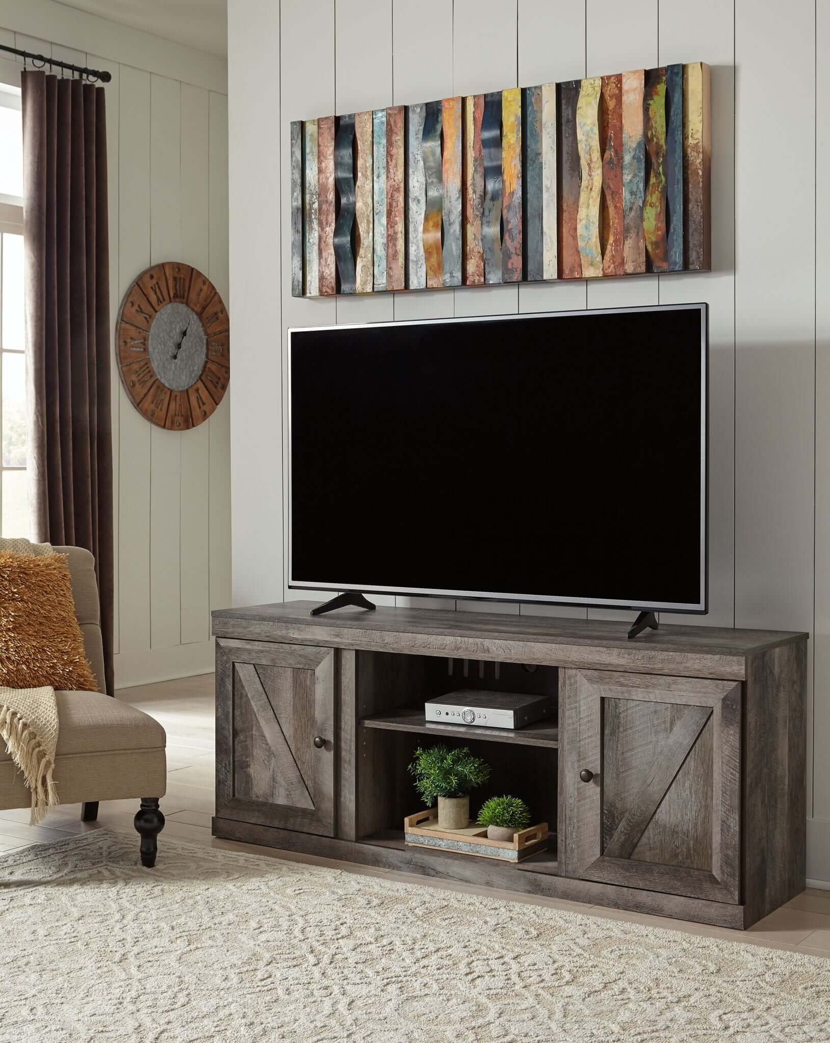 Wynnlow - TV Stand With Faux Firebrick Fireplace Insert - Gray