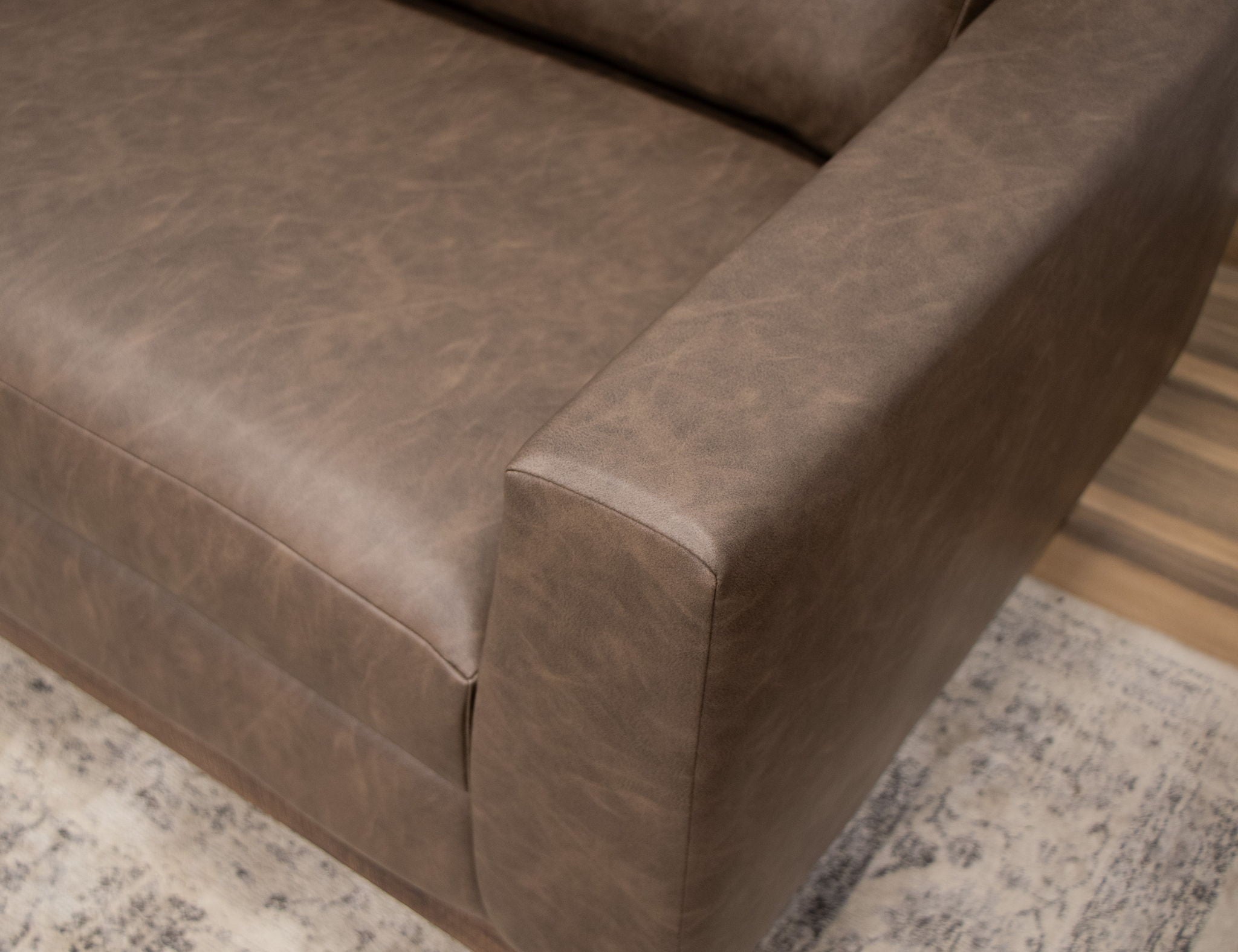 Blackburn - Armchair